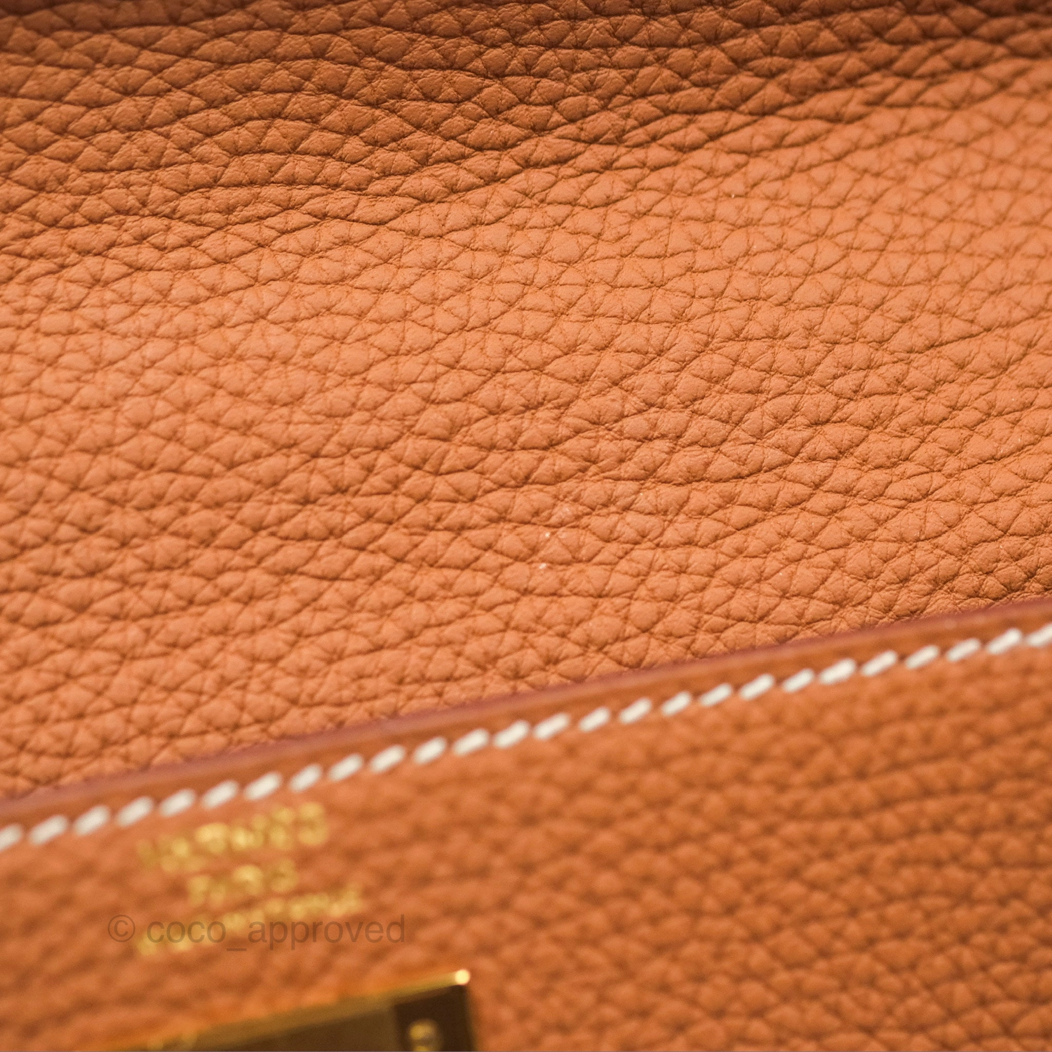 Herms Kelly 28 Retourne Gold Togo Gold Hardware