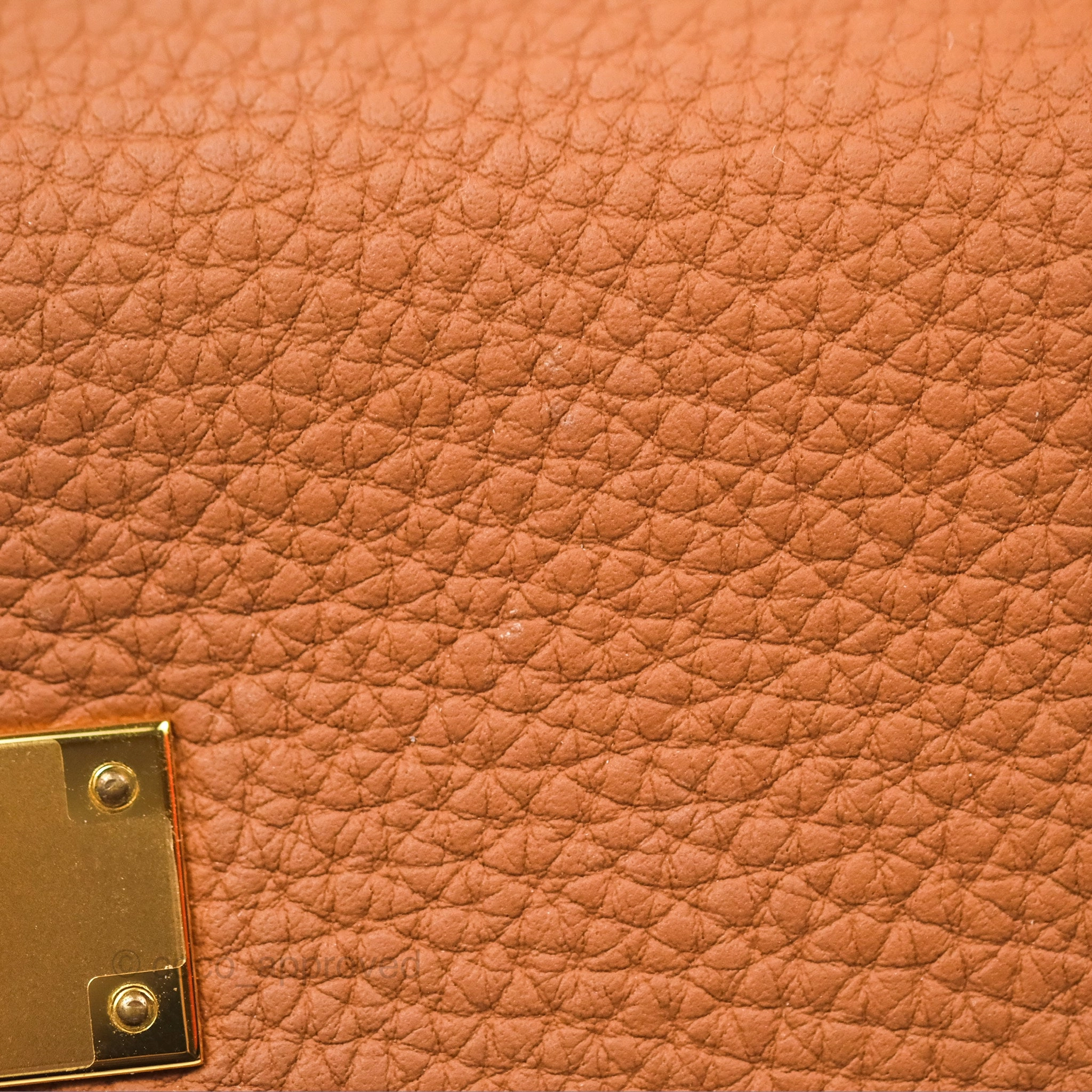 Herms Kelly 28 Retourne Gold Togo Gold Hardware