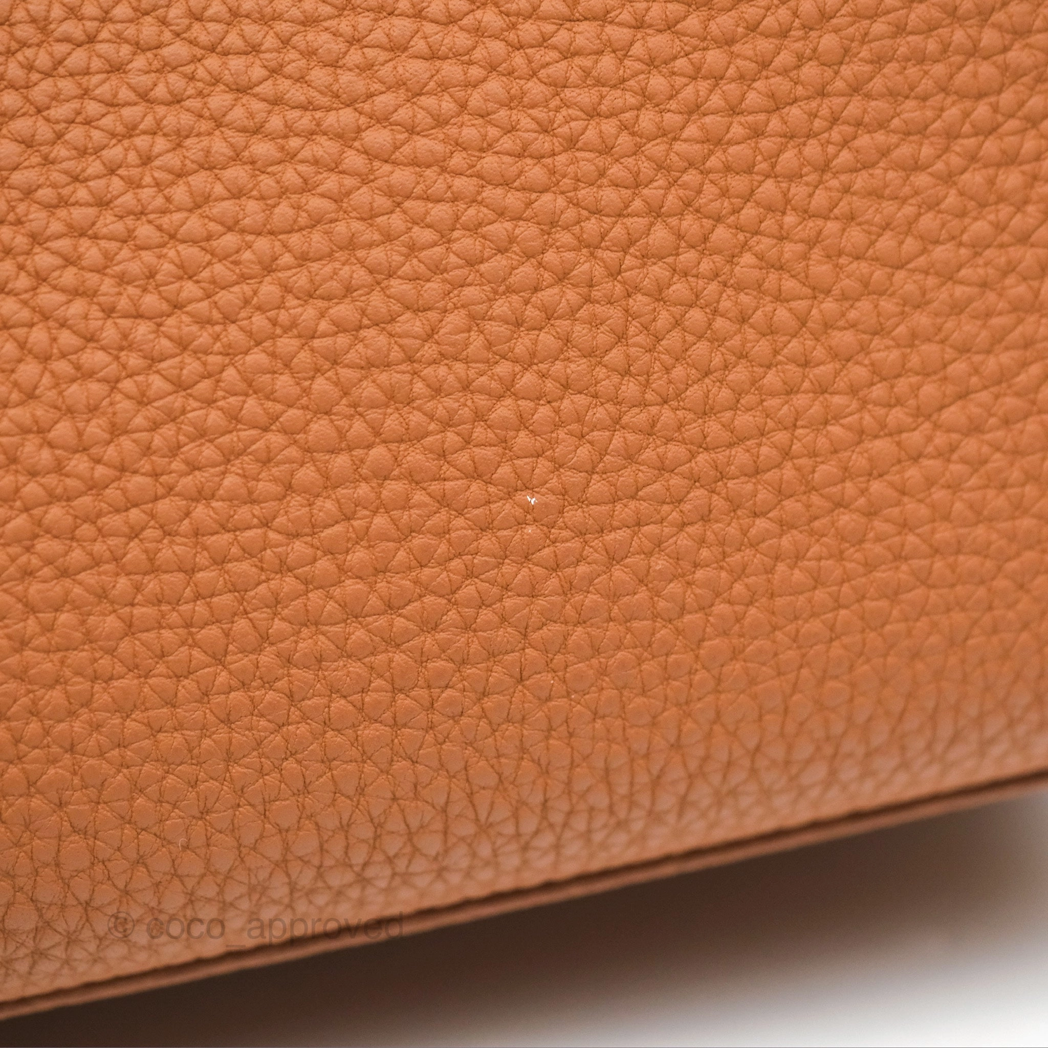 Herms Kelly 28 Retourne Gold Togo Gold Hardware