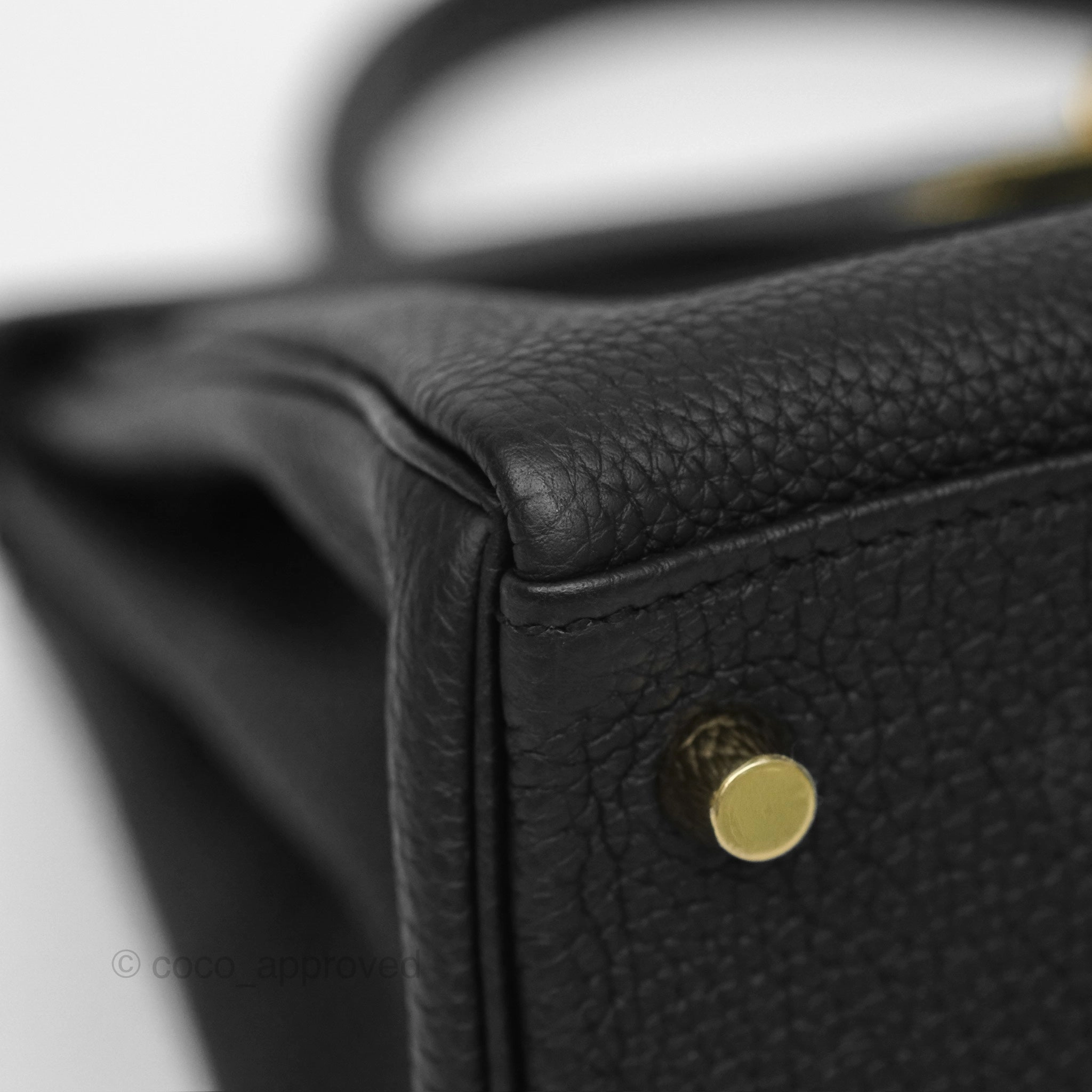 Herms Kelly 28 Retourne Noir Black 89 Clemence Gold Hardware