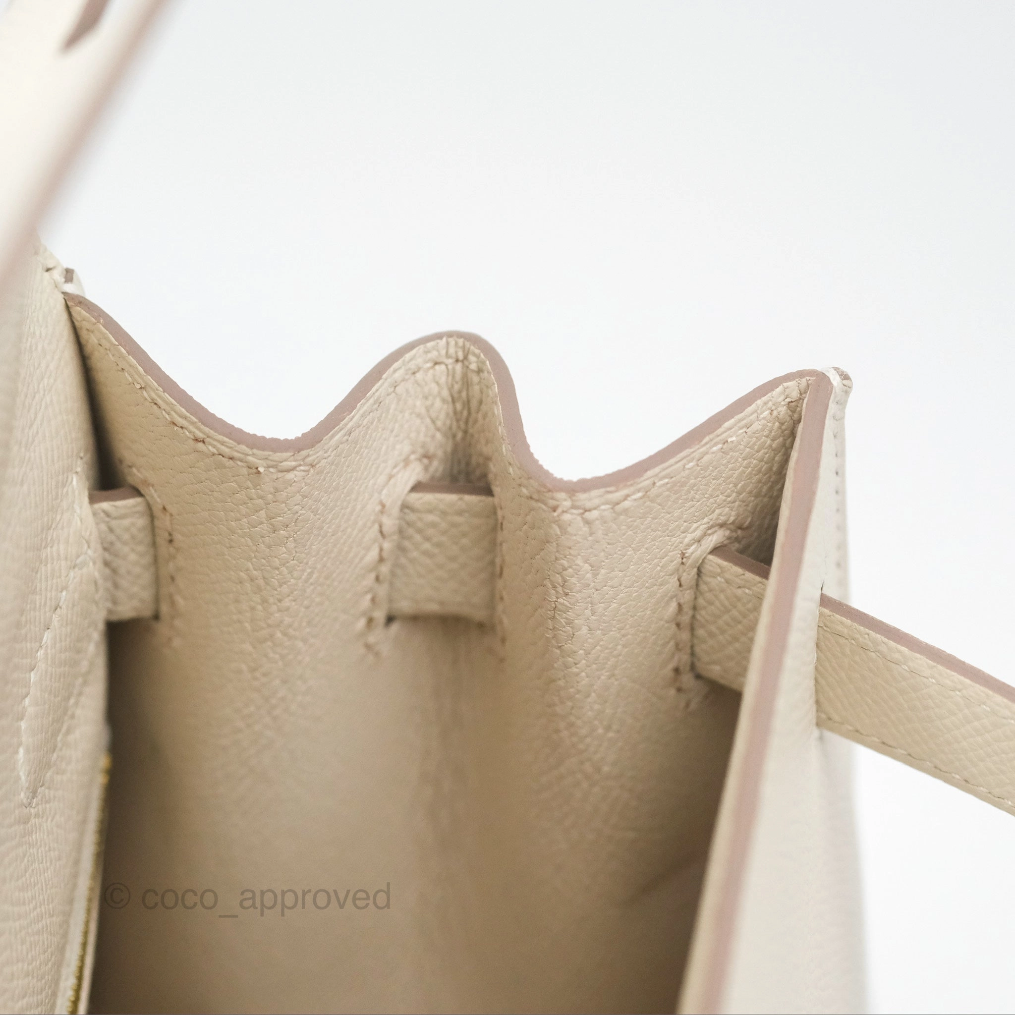 Herms Kelly 28 Sellier Craie 10 Epsom Gold Hardware