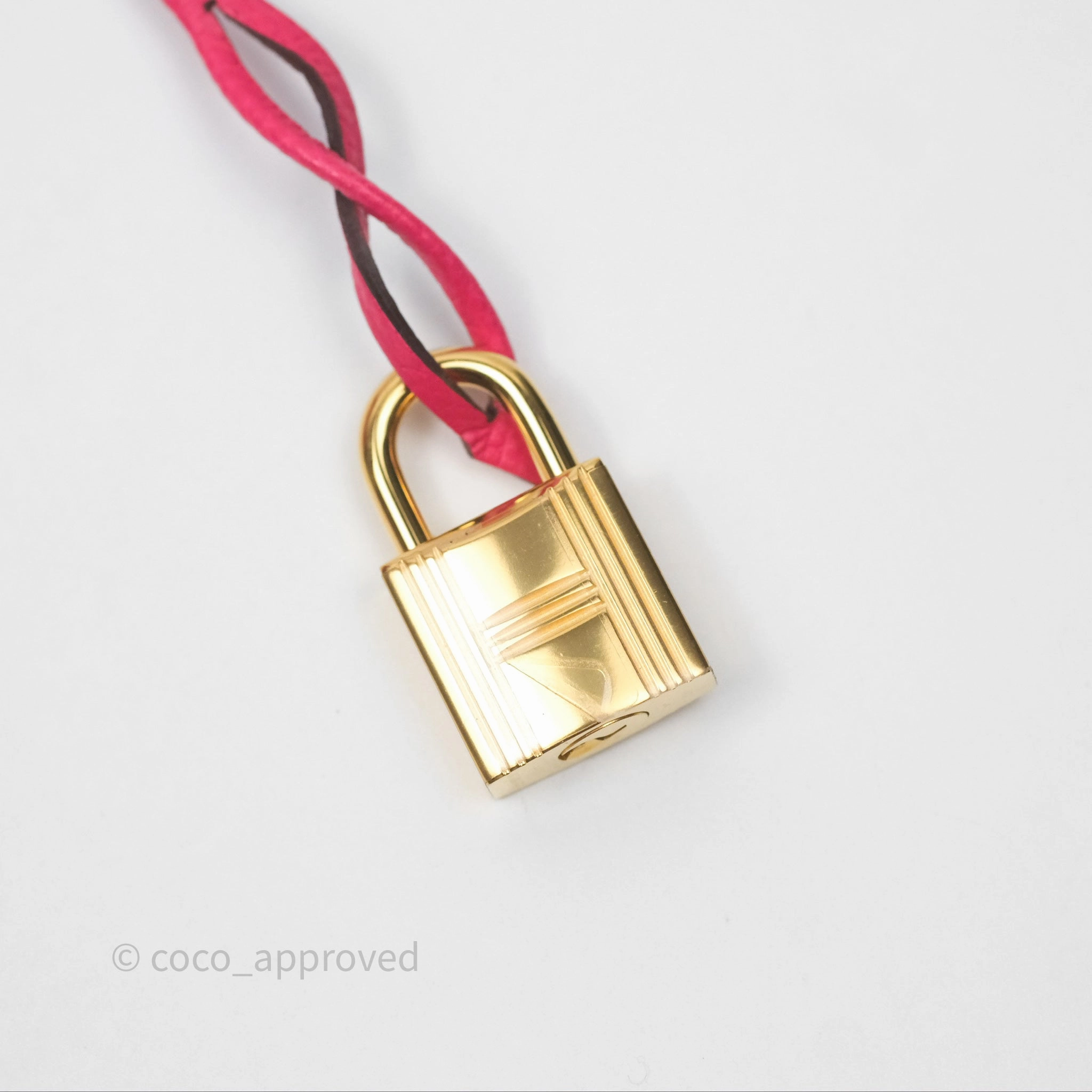 Herms Kelly 28 Sellier Rose Extreme I6 Epsom Gold Hardware