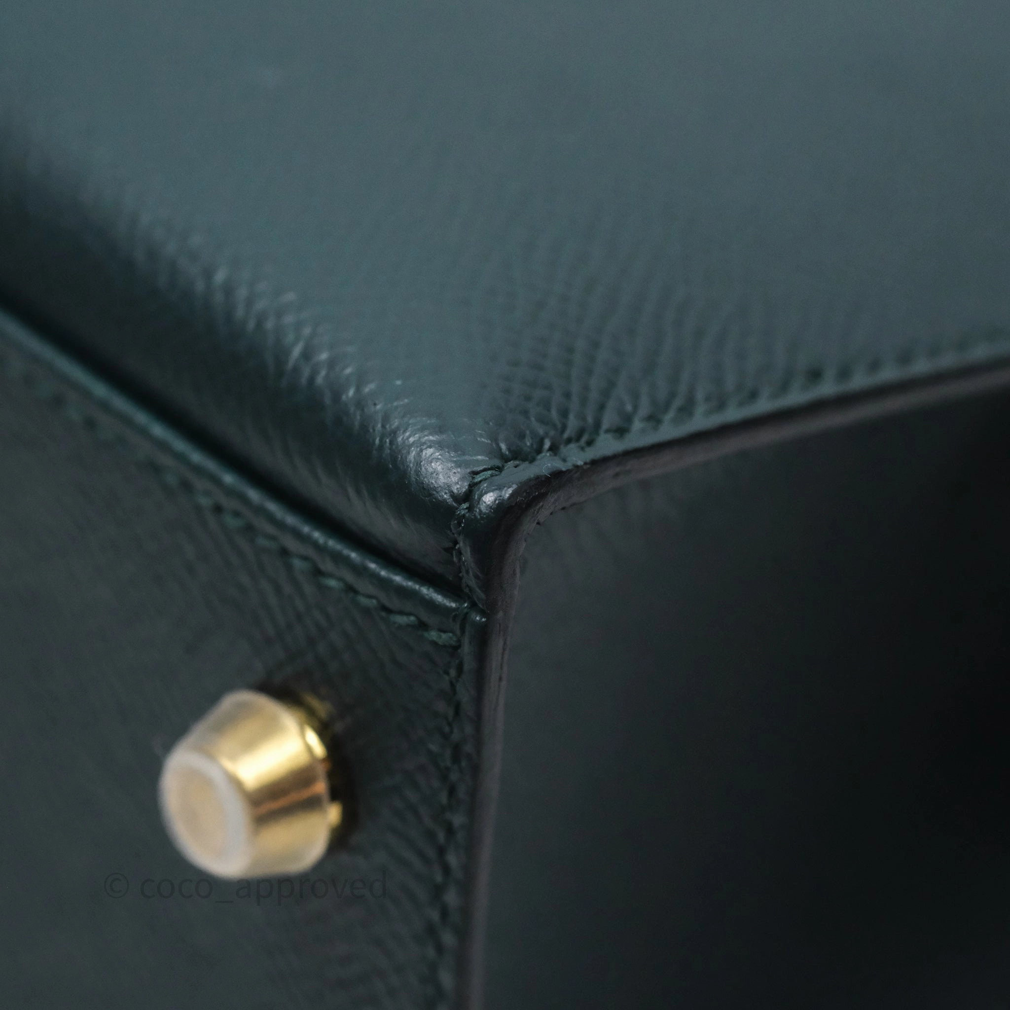 Herms Kelly 28 Sellier Vert Cypres 6O Epsom Gold Hardware