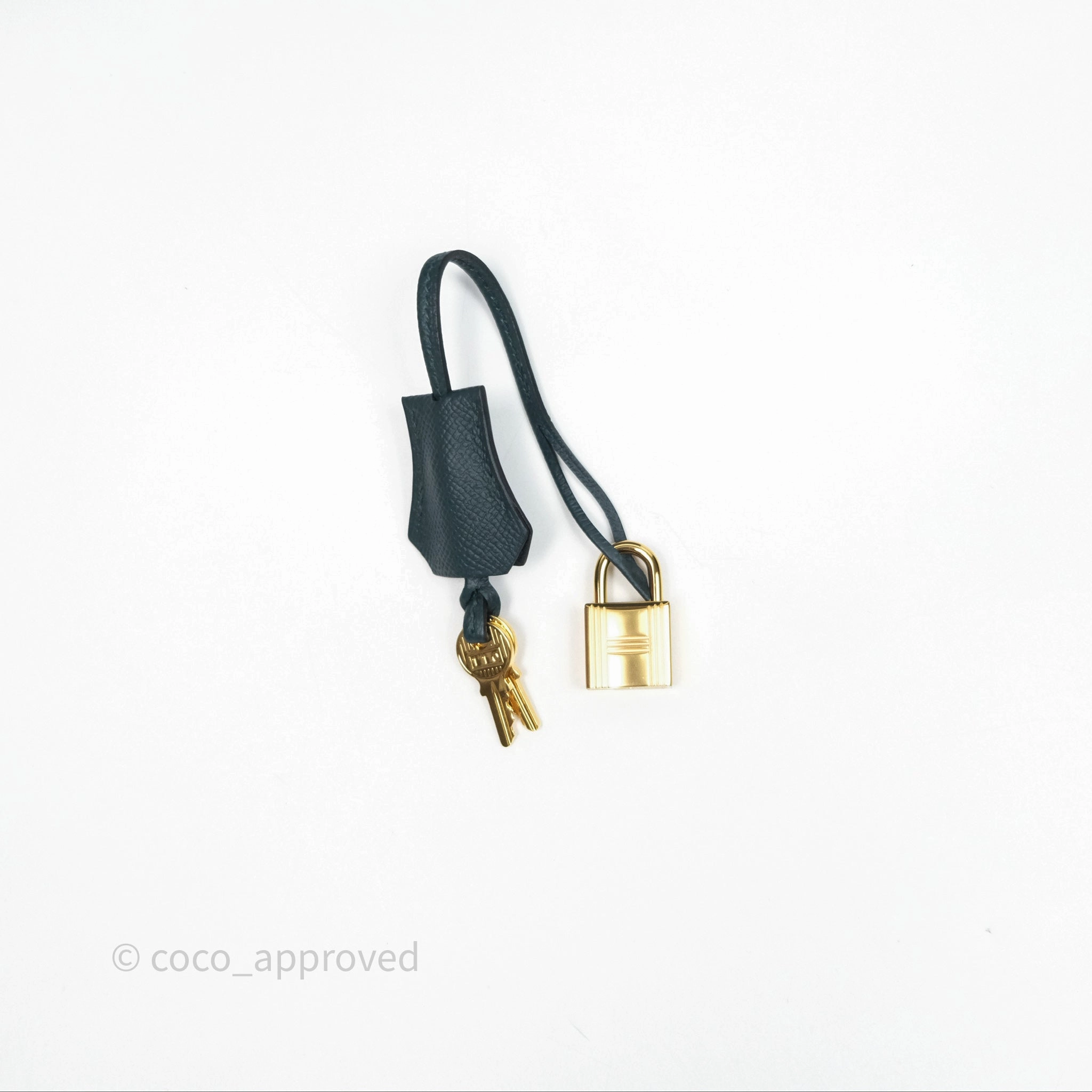 Herms Kelly 28 Sellier Vert Cypres 6O Epsom Gold Hardware