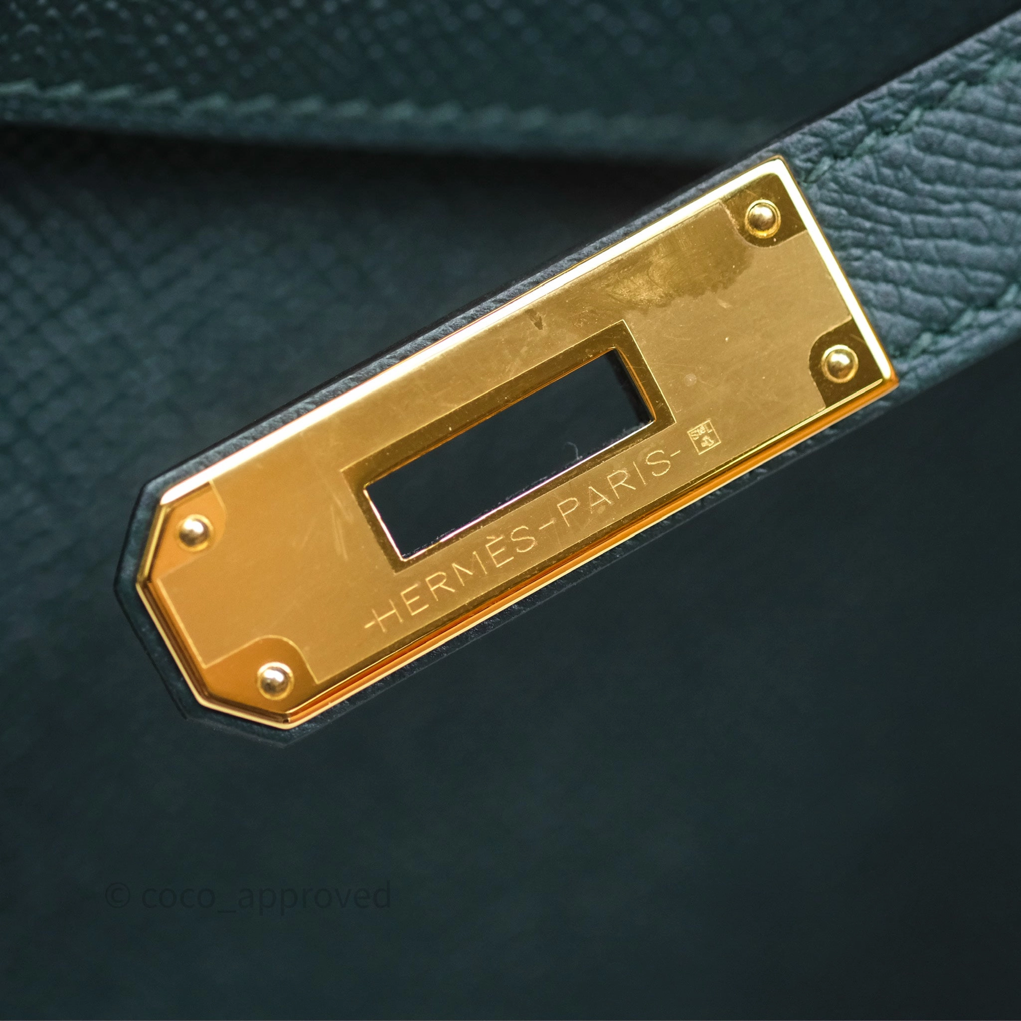 Herms Kelly 28 Sellier Vert Cypres 6O Epsom Gold Hardware