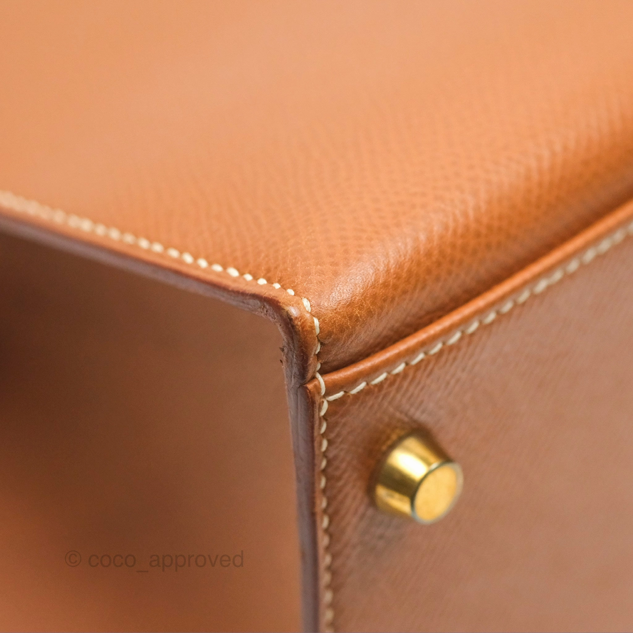 Herms Kelly 32 Sellier Gold Epsom Gold Hardware