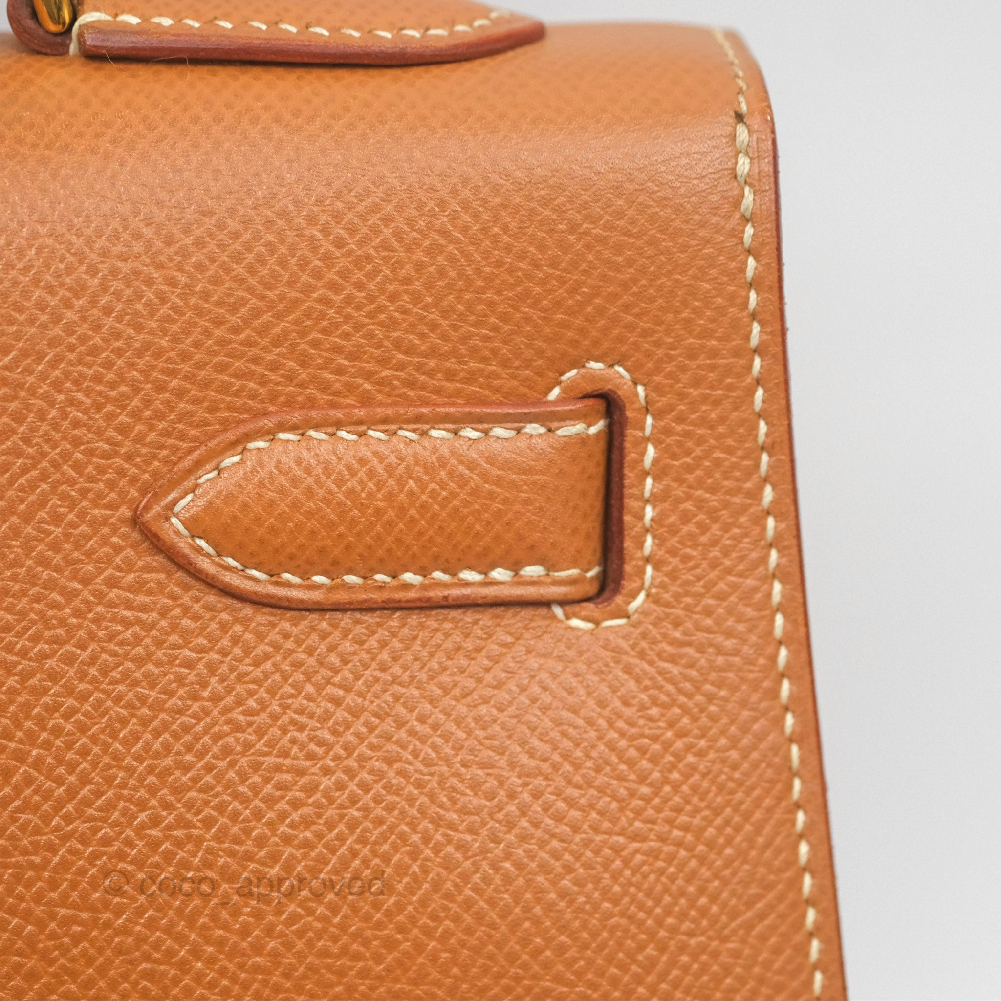 Herms Kelly 32 Sellier Gold Epsom Gold Hardware