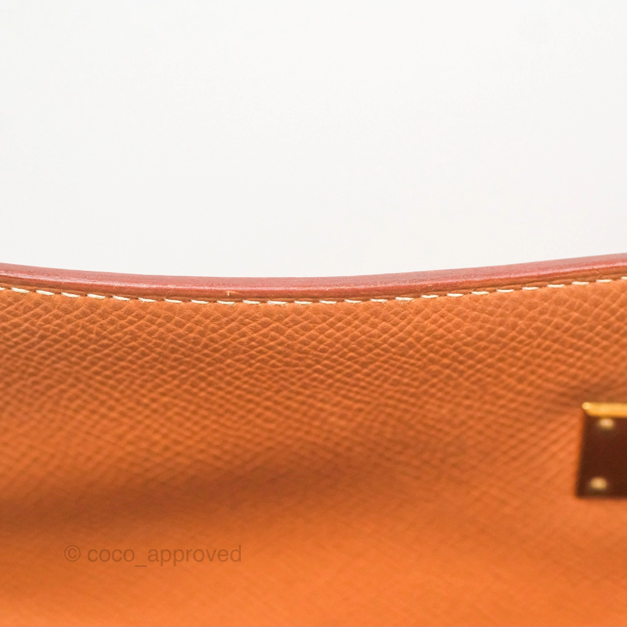 Herms Kelly 32 Sellier Gold Epsom Gold Hardware