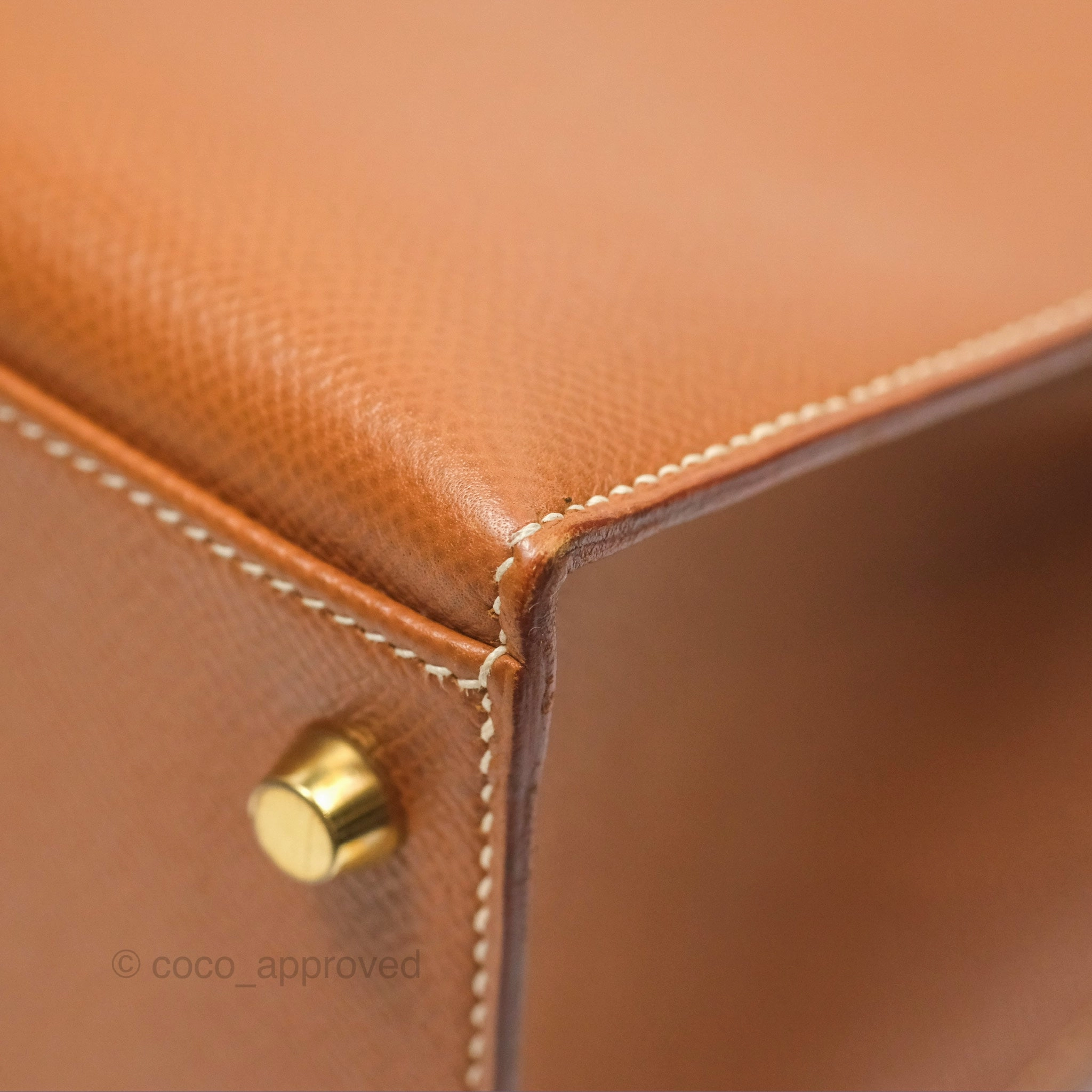 Herms Kelly 32 Sellier Gold Epsom Gold Hardware
