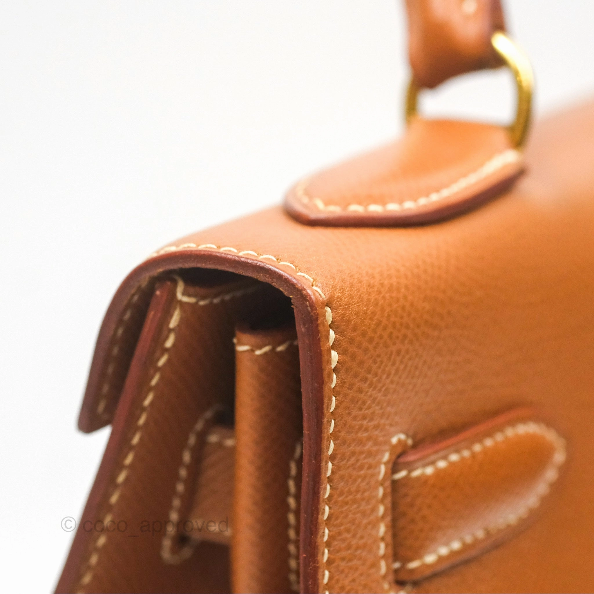 Herms Kelly 32 Sellier Gold Epsom Gold Hardware