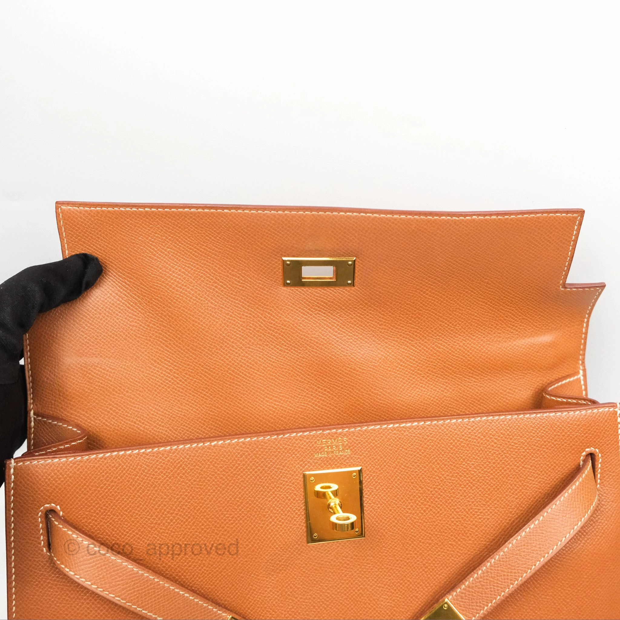 Herms Kelly 32 Sellier Gold Epsom Gold Hardware