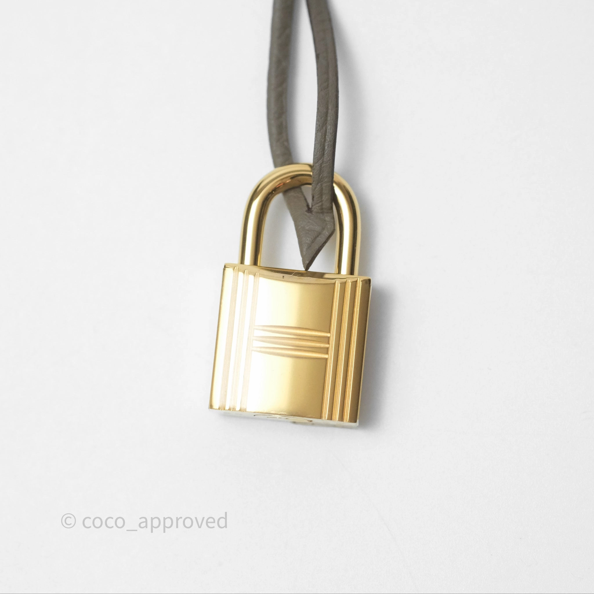 Herms Kelly II 28 Retourne Etoupe 18 Clemence Gold Hardware