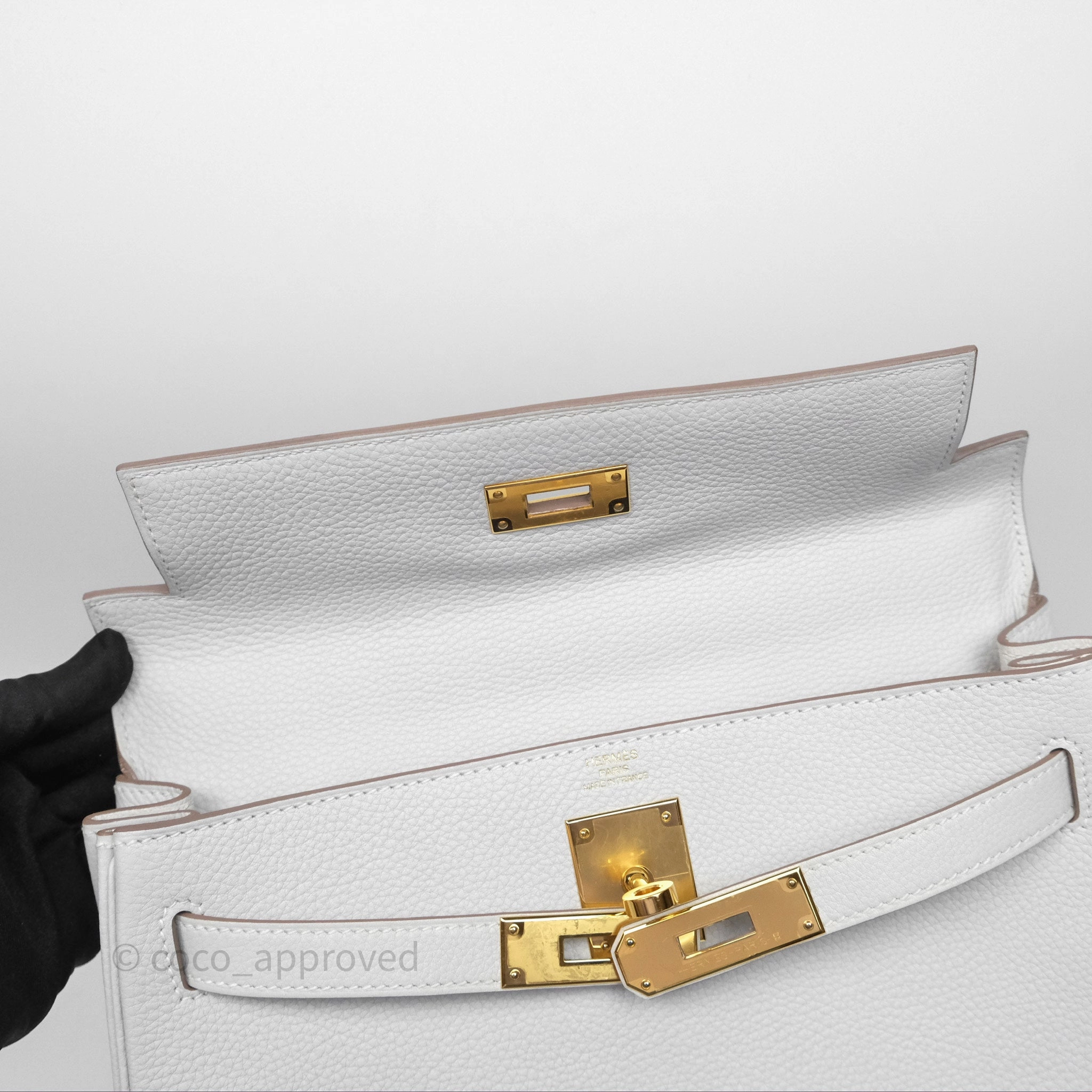 Herms Kelly II 28 Retourne Gris Pale M4 Togo Gold Hardware