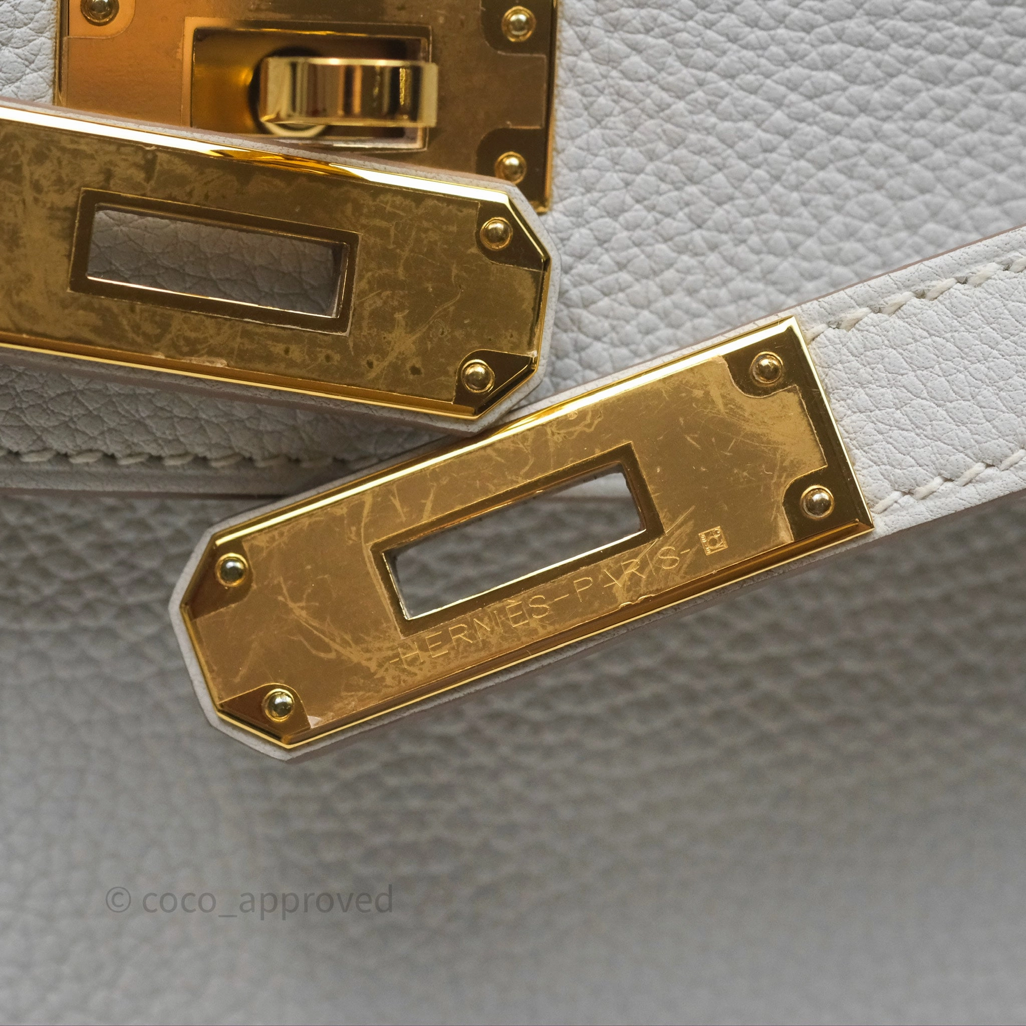 Herms Kelly II 28 Retourne Gris Pale M4 Togo Gold Hardware