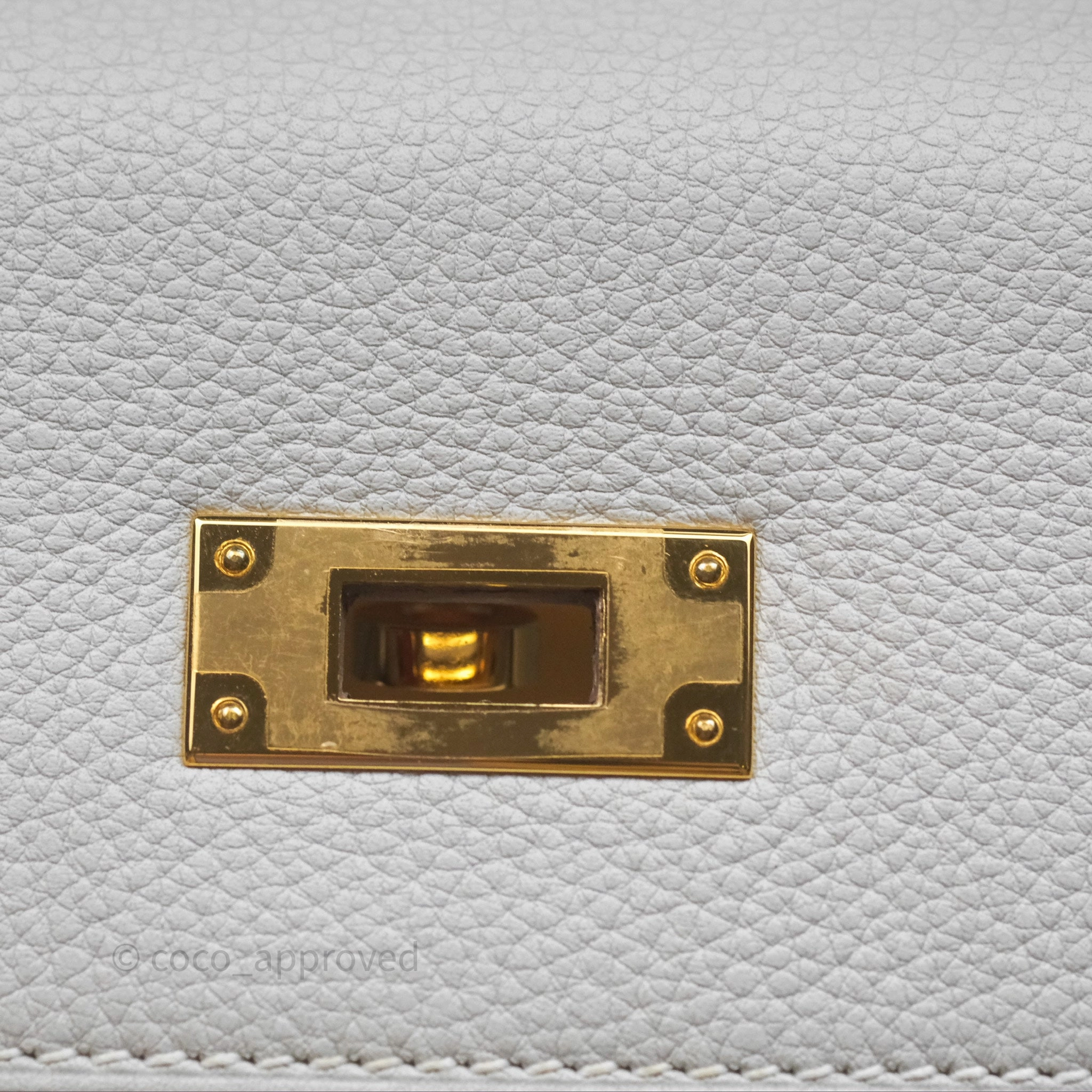 Herms Kelly II 28 Retourne Gris Pale M4 Togo Gold Hardware