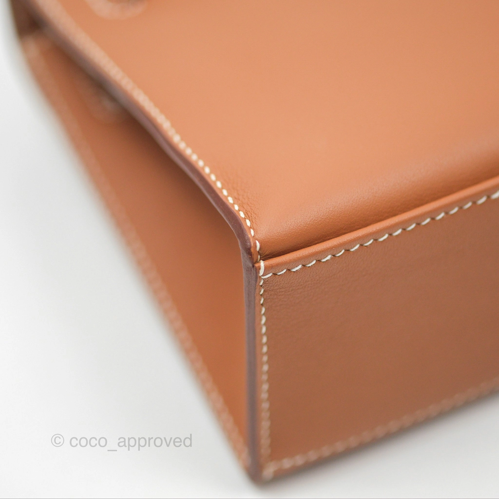 Herms Kelly Mini Pochette Gold Swift Gold Hardware
