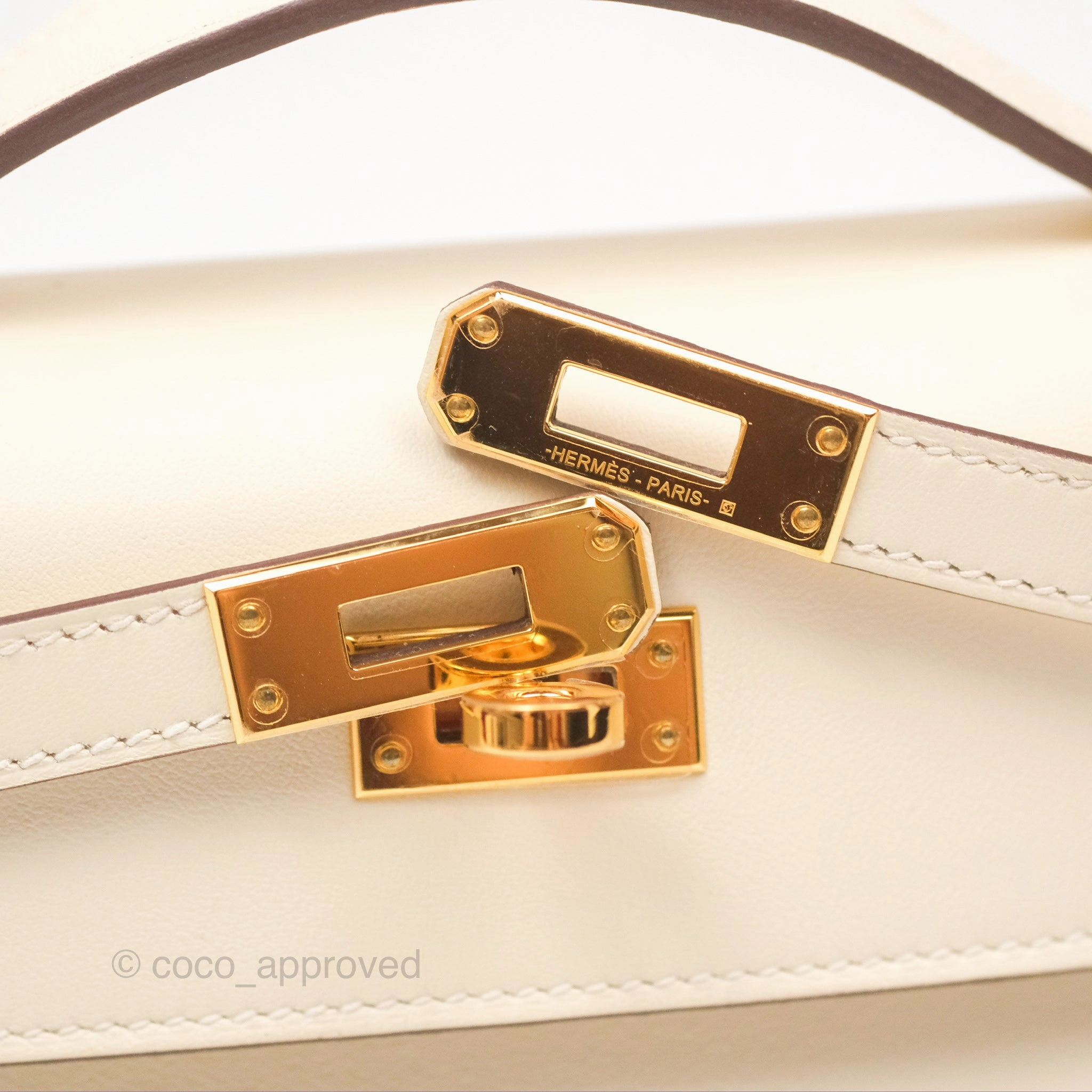 Herms Kelly Mini Pochette Nata I2 Swift Gold Hardware