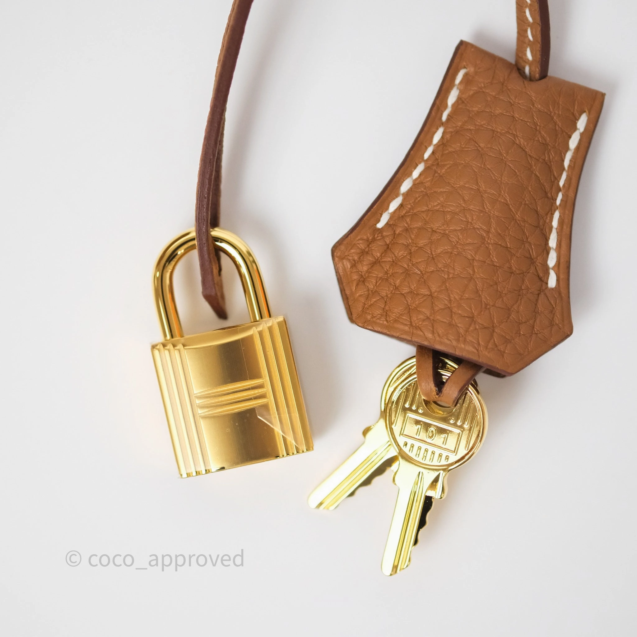 Herms Kelly Retourne 25 Gold Togo Gold Hardware