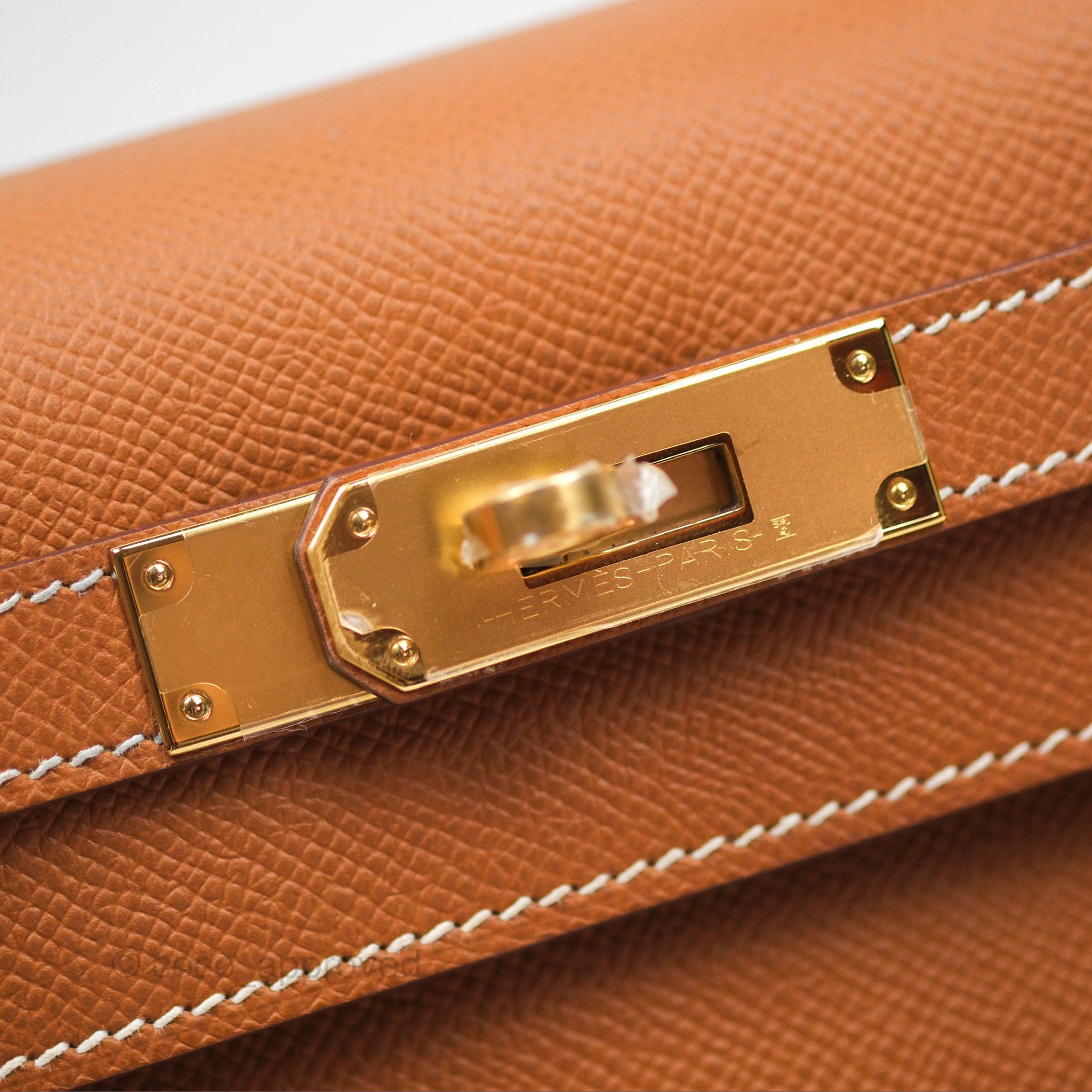 Herms Kelly Sellier 28 Gold 37 Epsom Gold Hardware