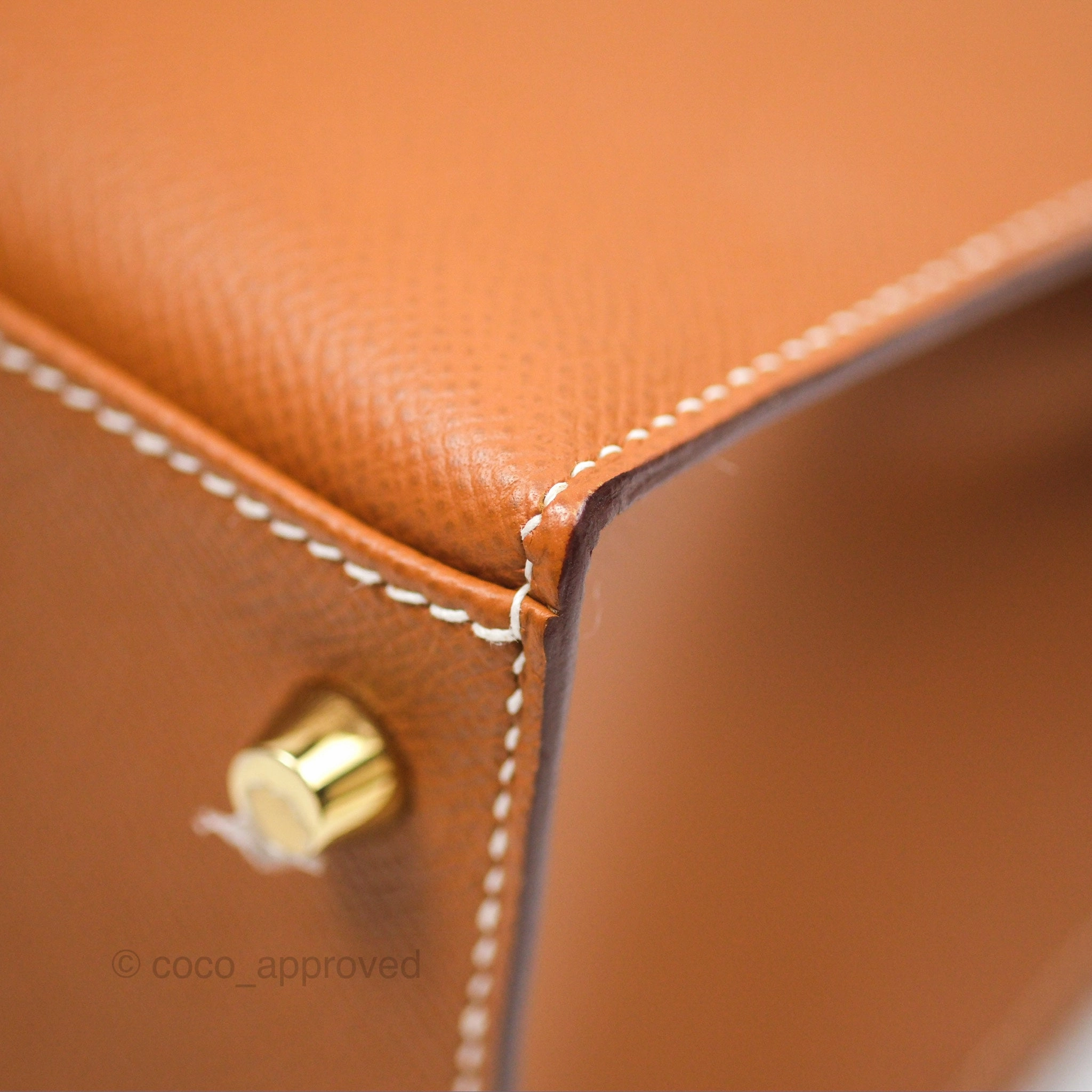 Herms Kelly Sellier 28 Gold 37 Epsom Gold Hardware