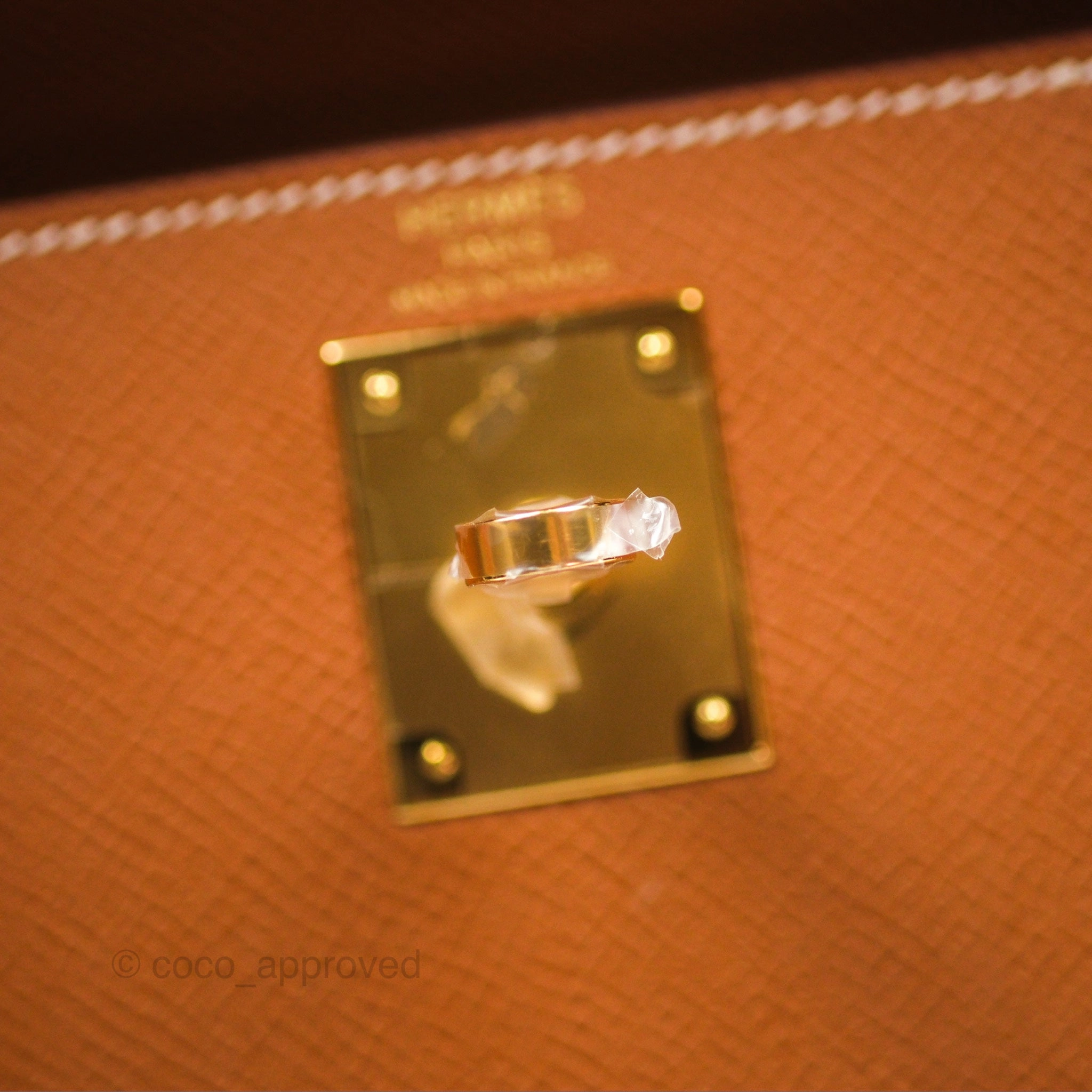 Herms Kelly Sellier 28 Gold 37 Epsom Gold Hardware