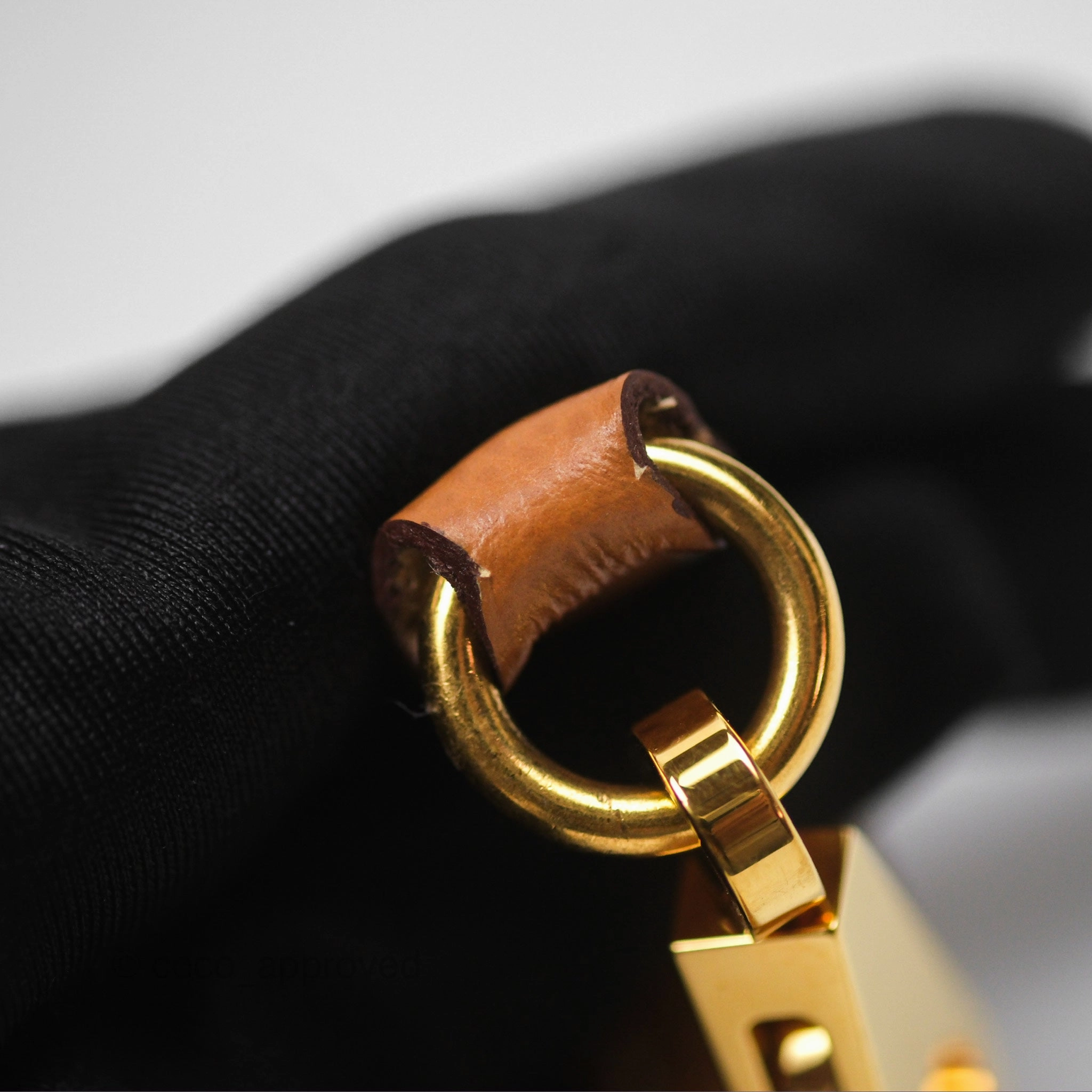 Herms Kelly Sellier 28 Gold 37 Epsom Gold Hardware