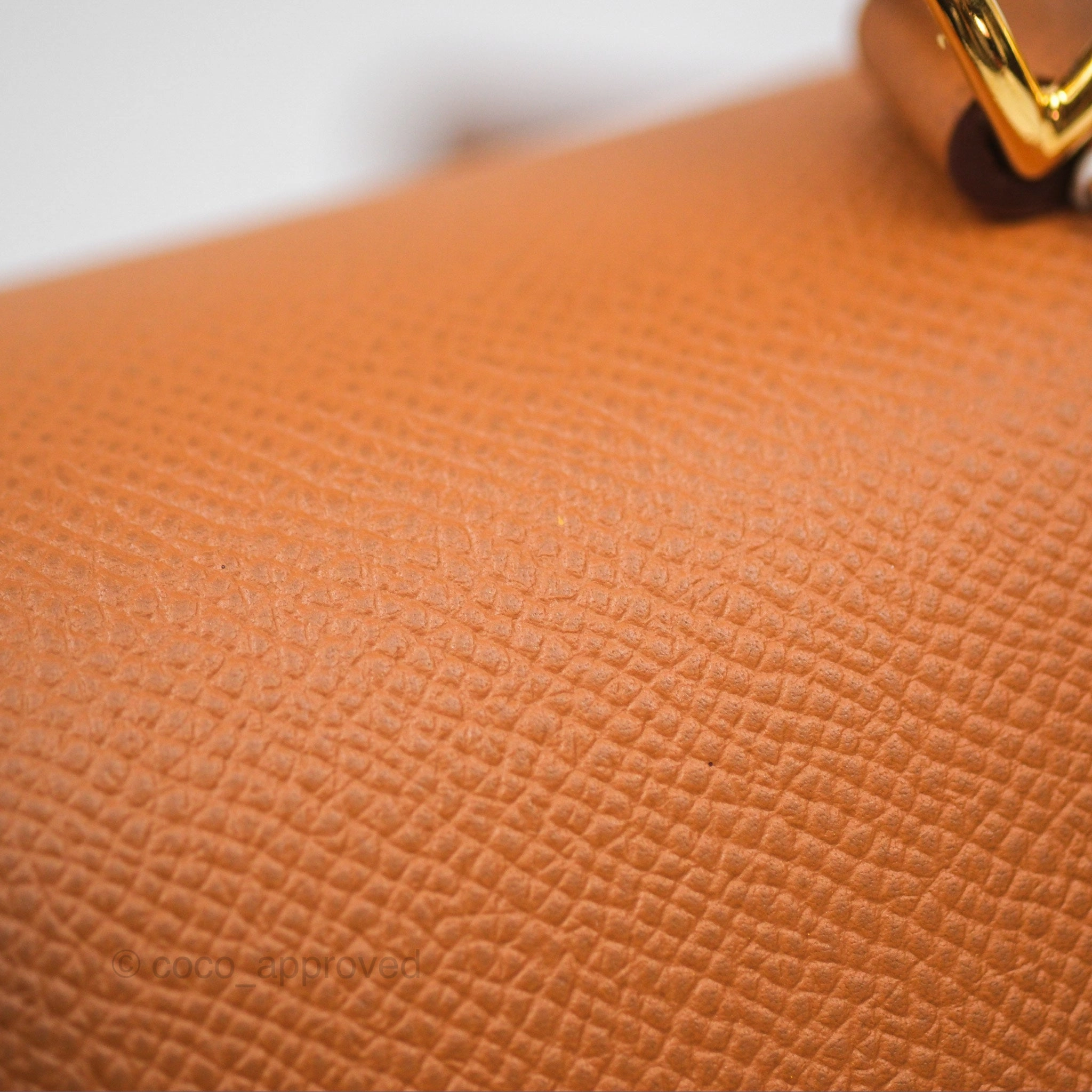 Herms Kelly Sellier 28 Gold 37 Epsom Gold Hardware