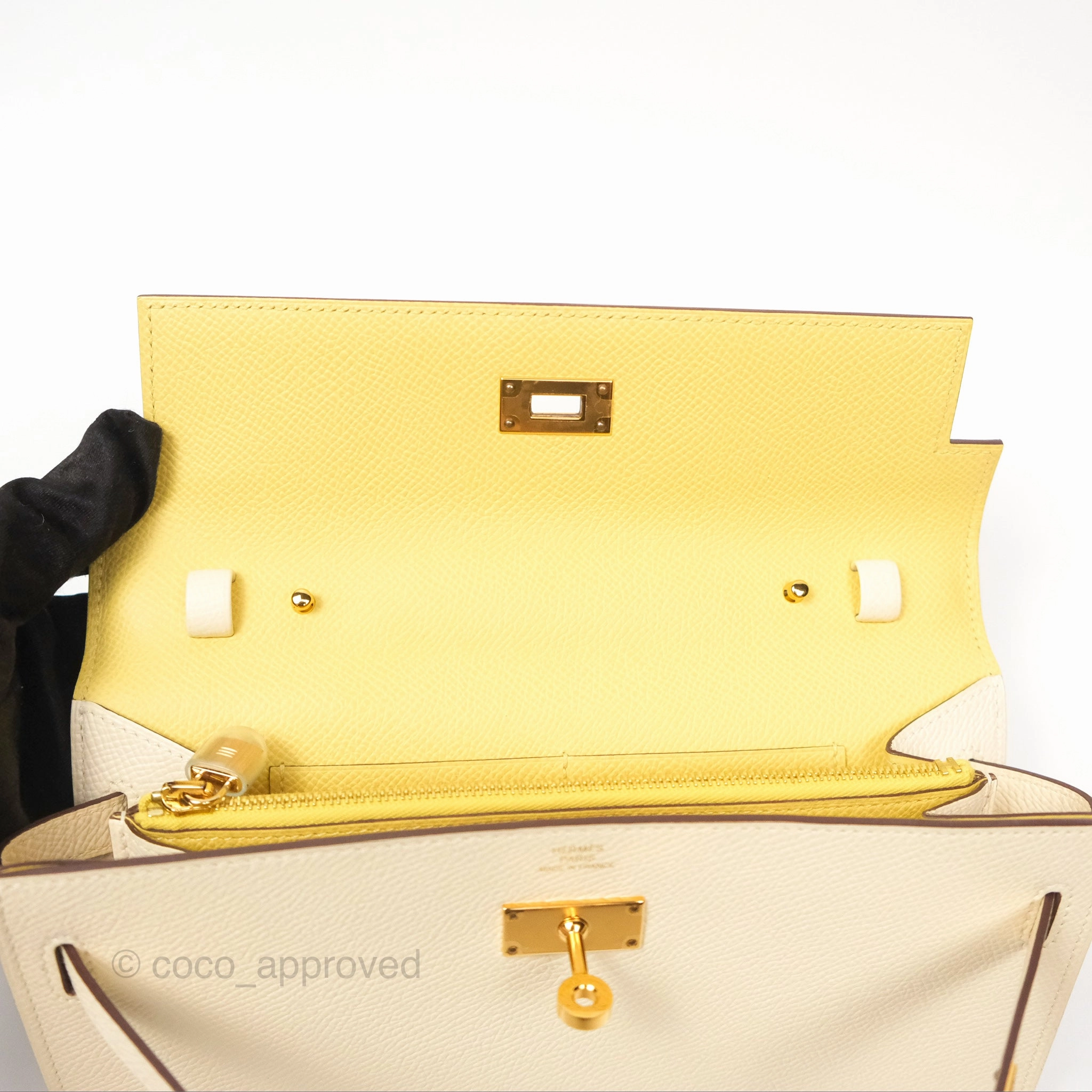 Herms Kelly To Go Wallet Epsom Nata I2/ Jaune Poussin Gold Hardware