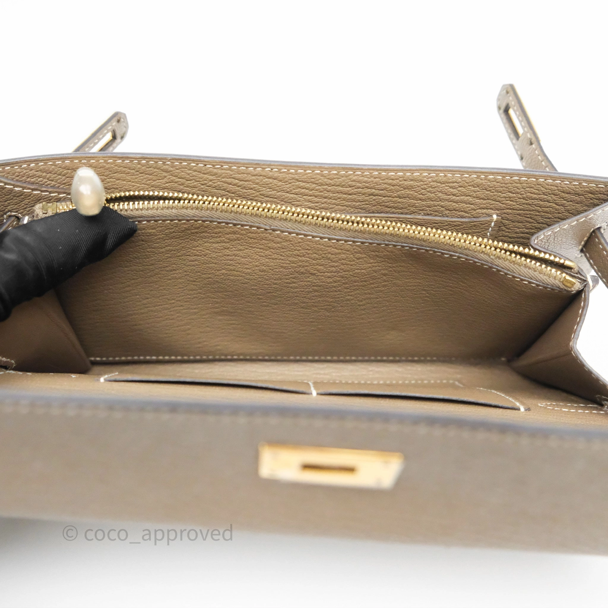 Herms Kelly To Go Wallet Etoupe 18 Chevre Mysore Gold Hardware
