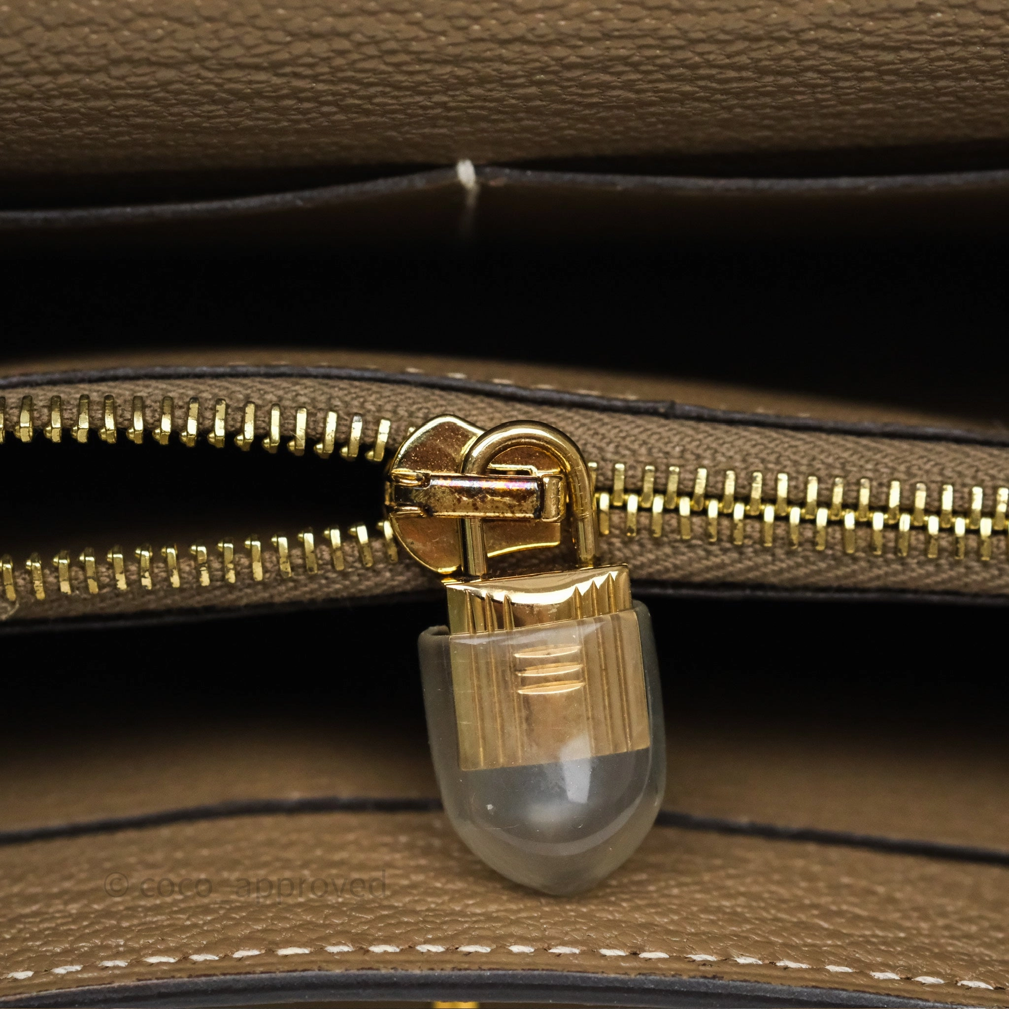 Herms Kelly To Go Wallet Etoupe 18 Chevre Mysore Gold Hardware