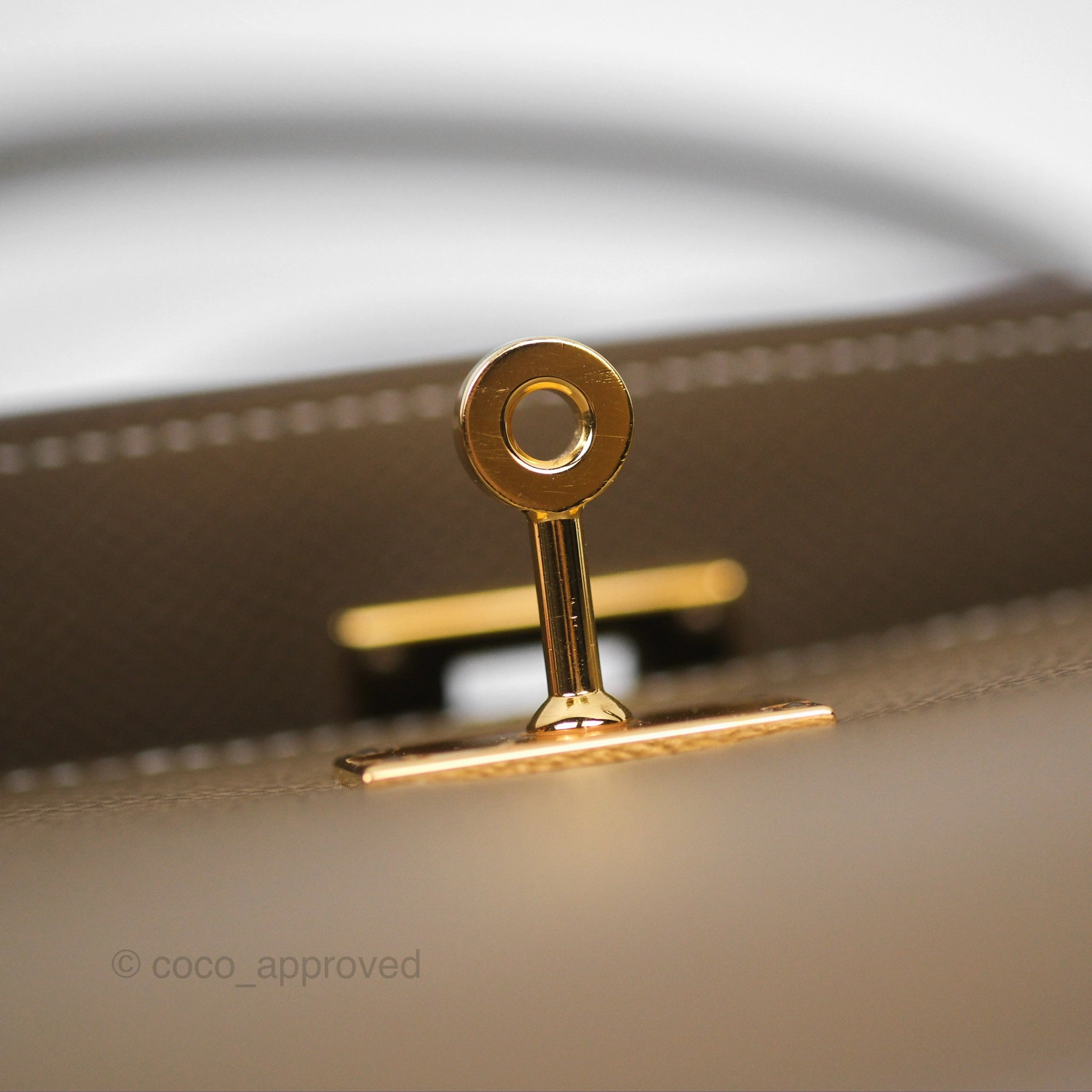 Herms Kelly To Go Wallet Etoupe 18 Epsom Gold Hardware
