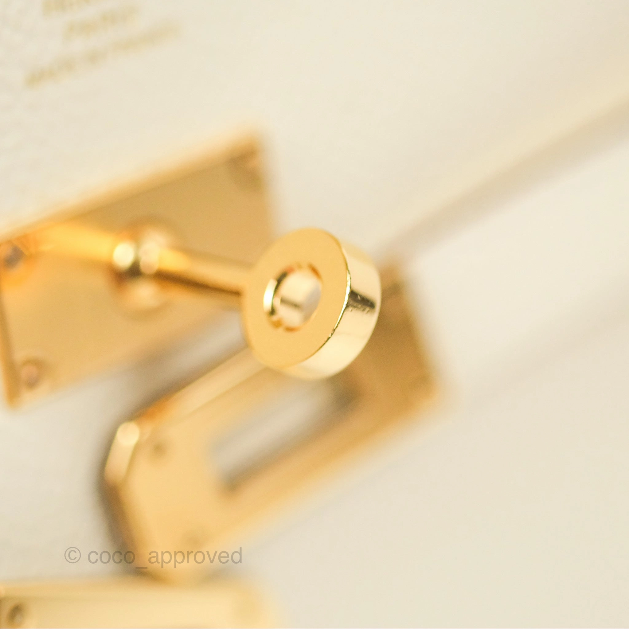 Herms Kelly To Go Wallet Nata / Jaune Poussin Epsom Gold Hardware