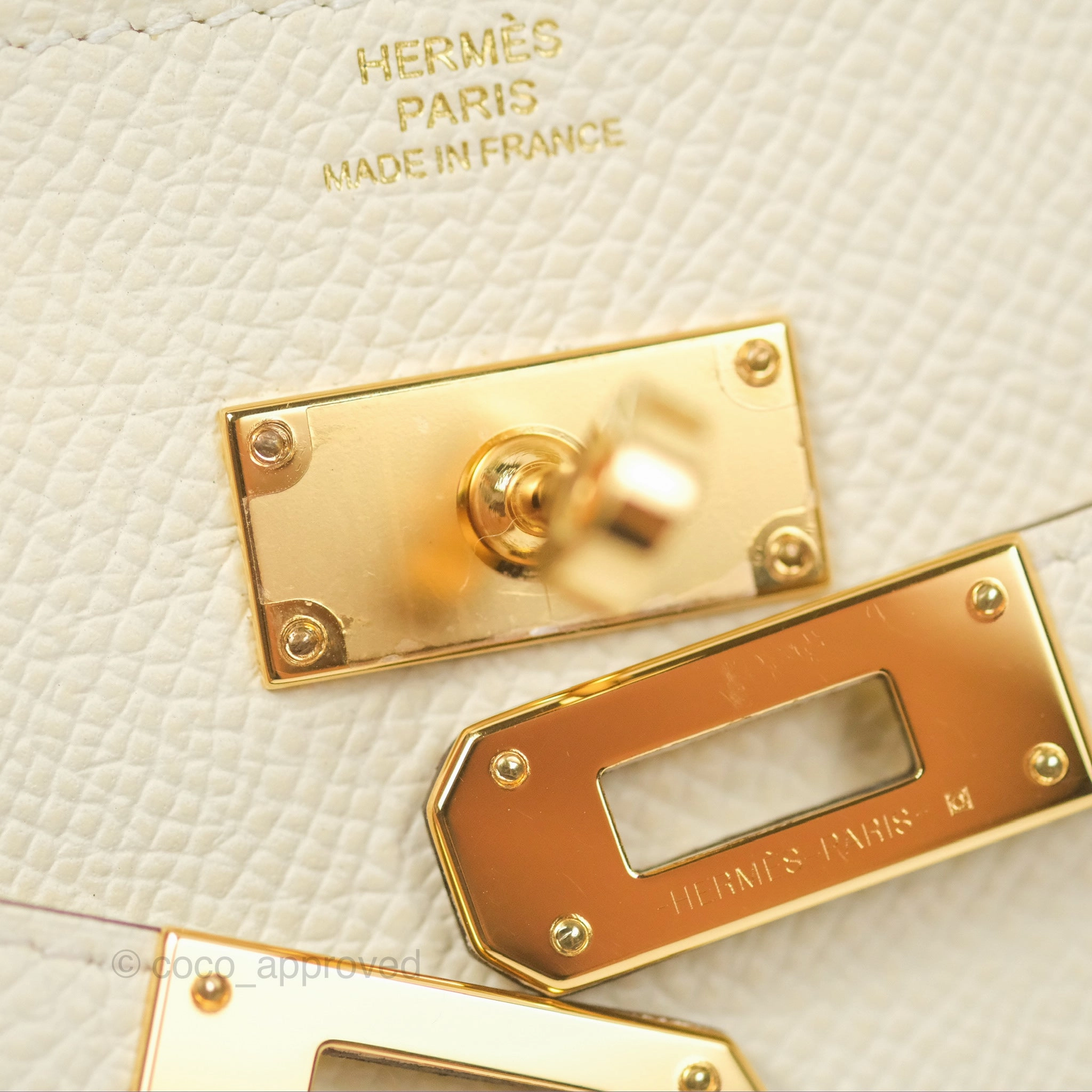 Herms Kelly To Go Wallet Nata / Jaune Poussin Epsom Gold Hardware