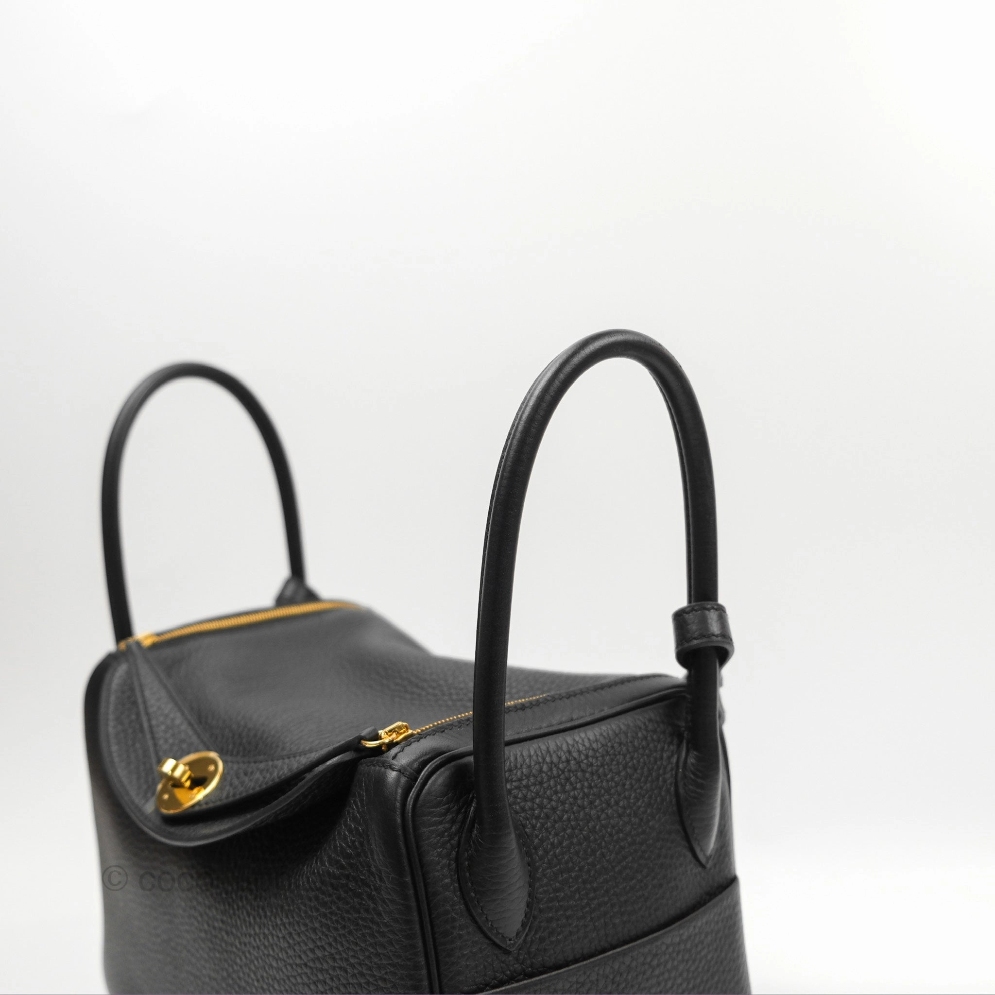 Herms Lindy 26 Black Clemence Gold Hardware