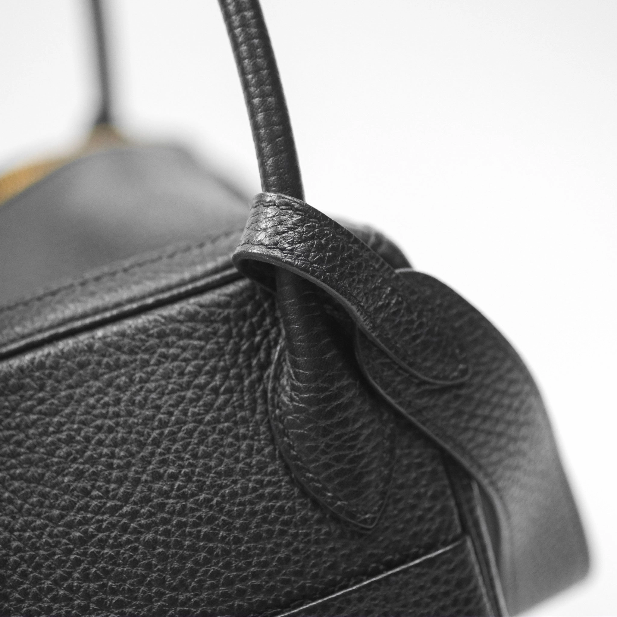 Herms Lindy 26 Black Clemence Gold Hardware