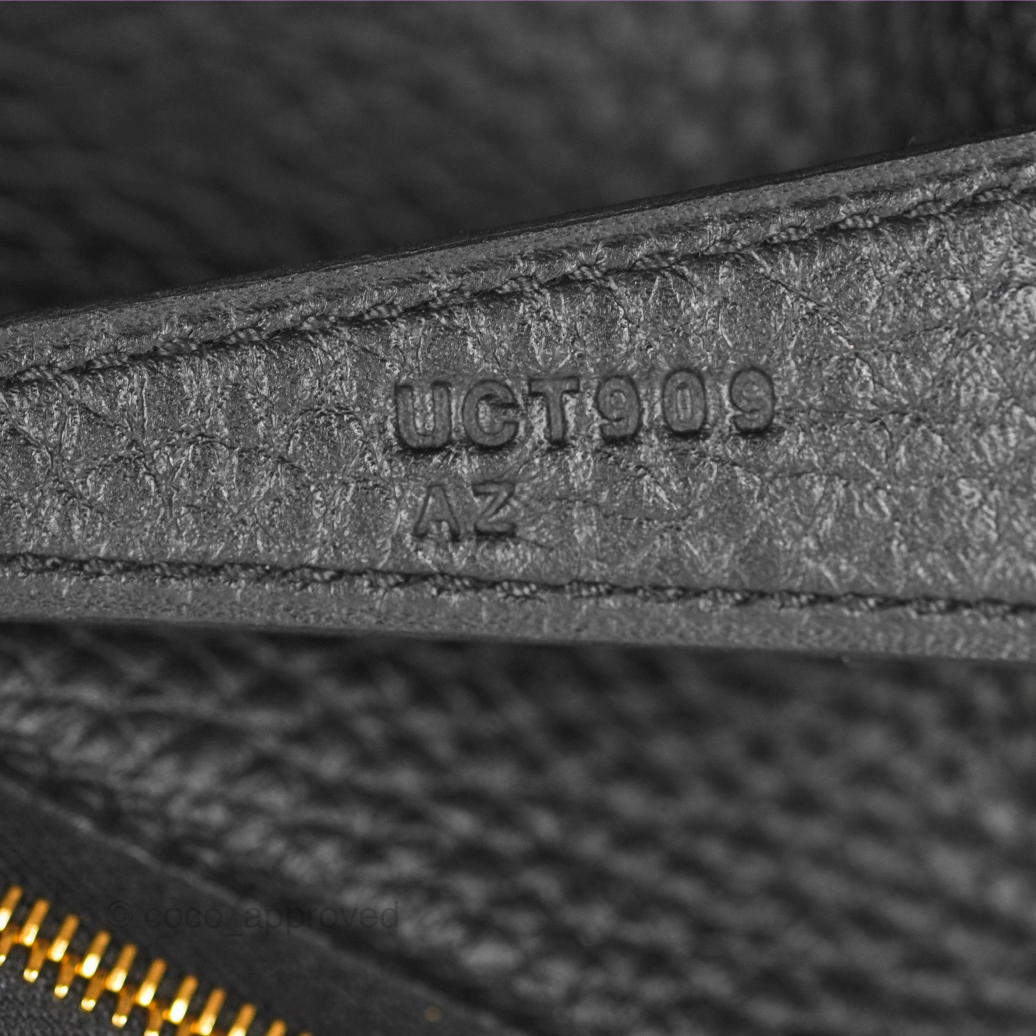 Herms Lindy 26 Black Clemence Gold Hardware