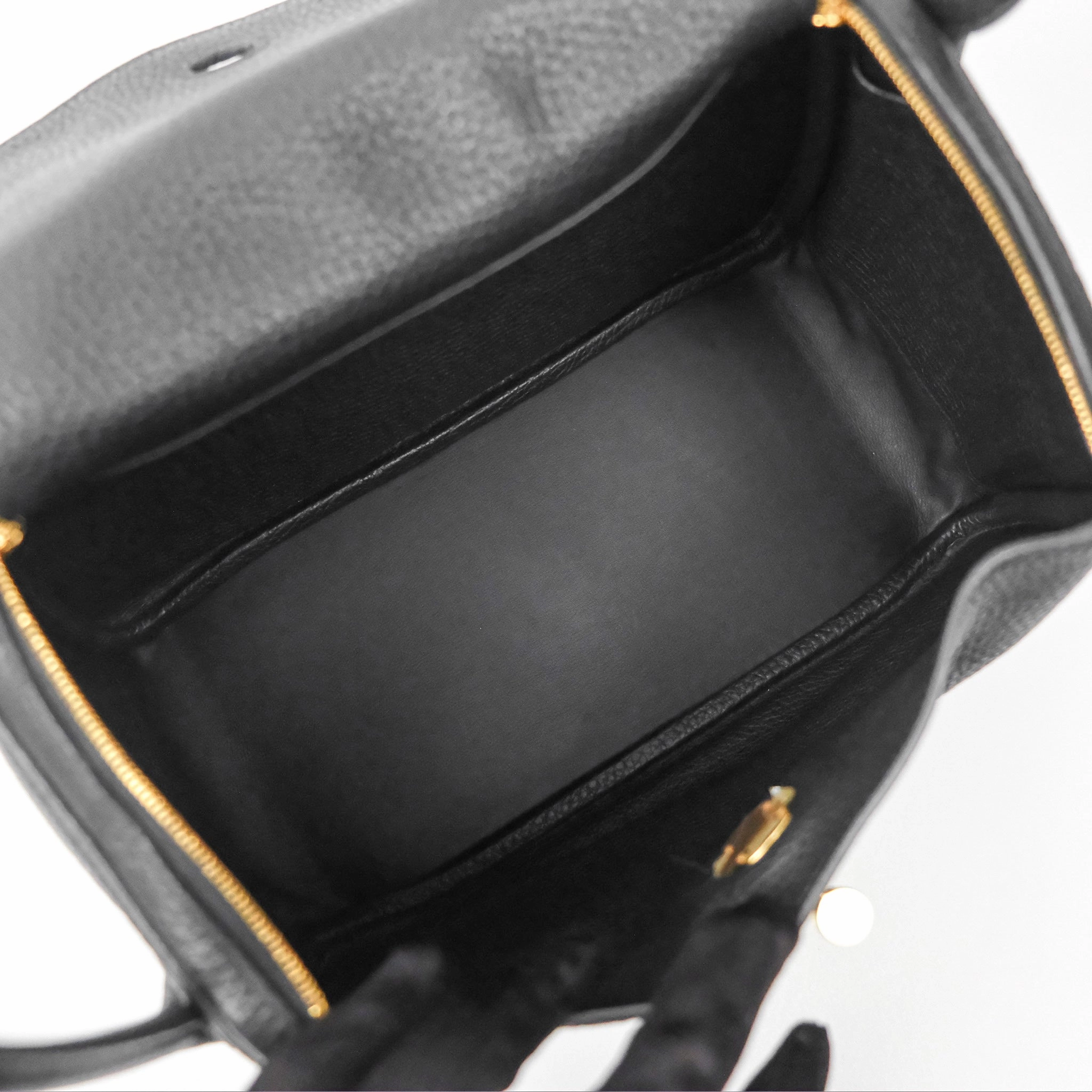 Herms Lindy 26 Black Clemence Gold Hardware