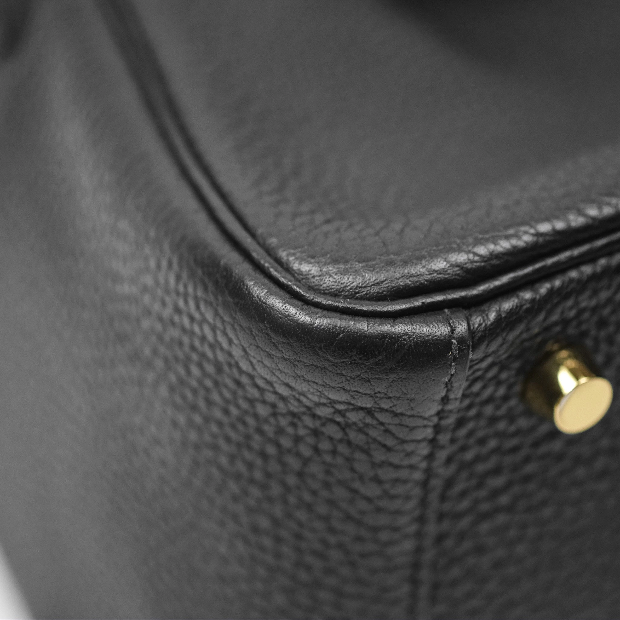 Herms Lindy 26 Black Clemence Gold Hardware