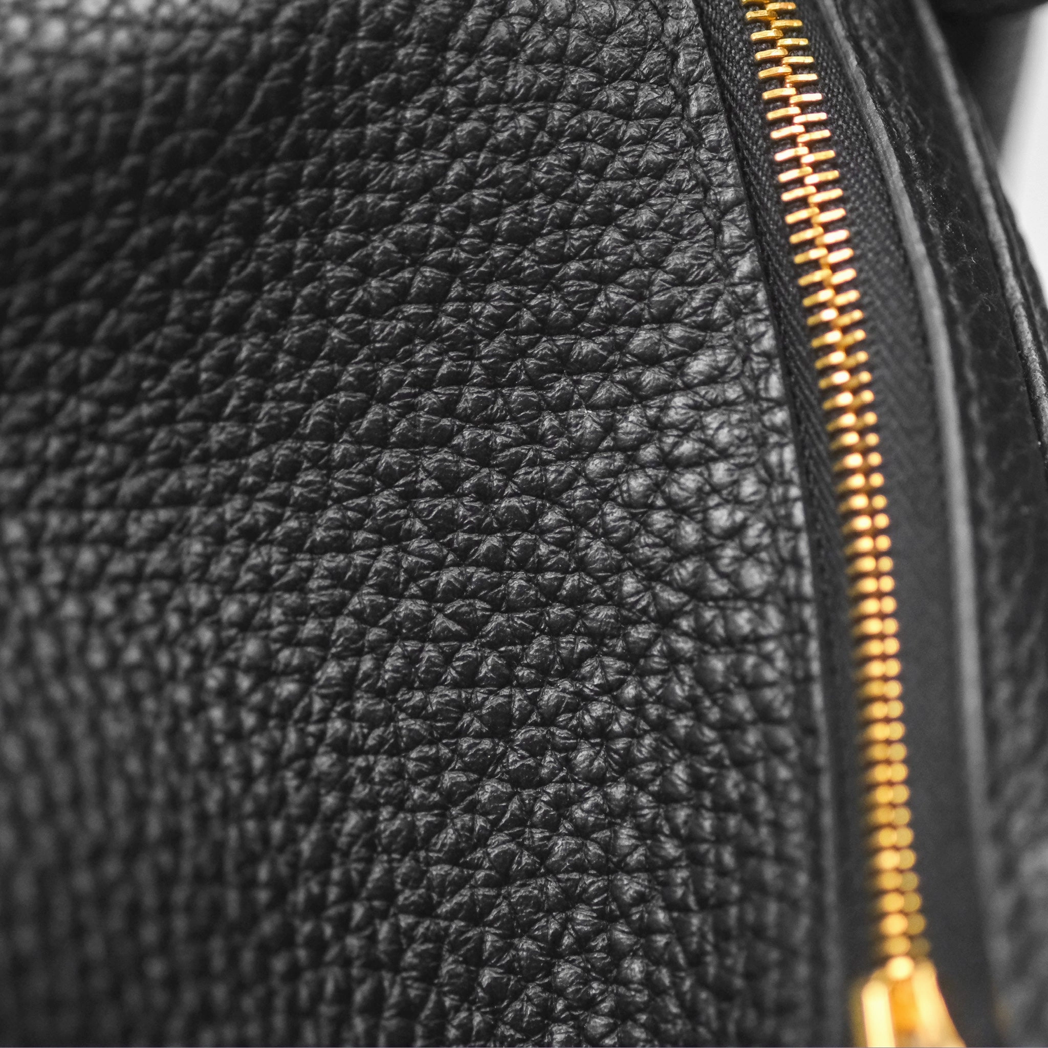 Herms Lindy 26 Black Clemence Gold Hardware