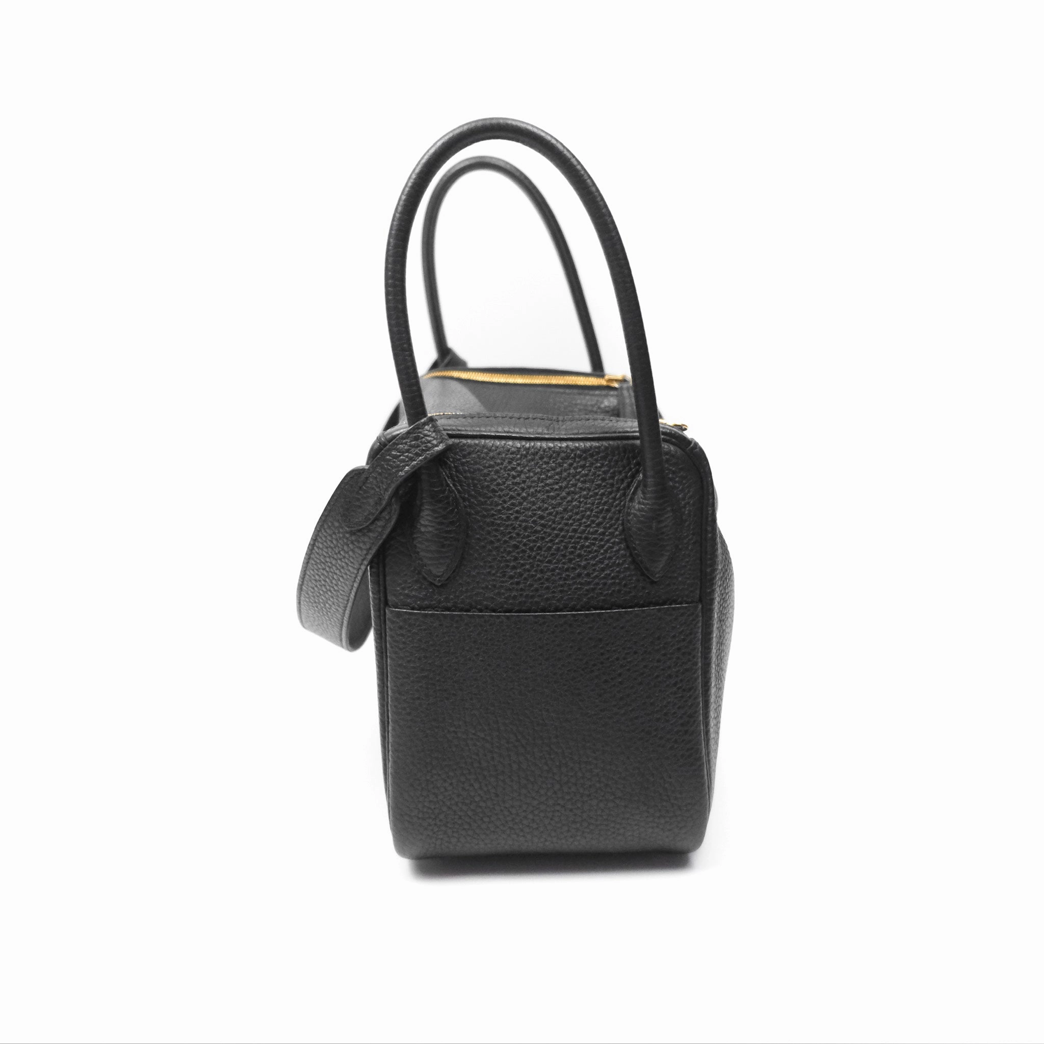 Herms Lindy 26 Black Clemence Gold Hardware