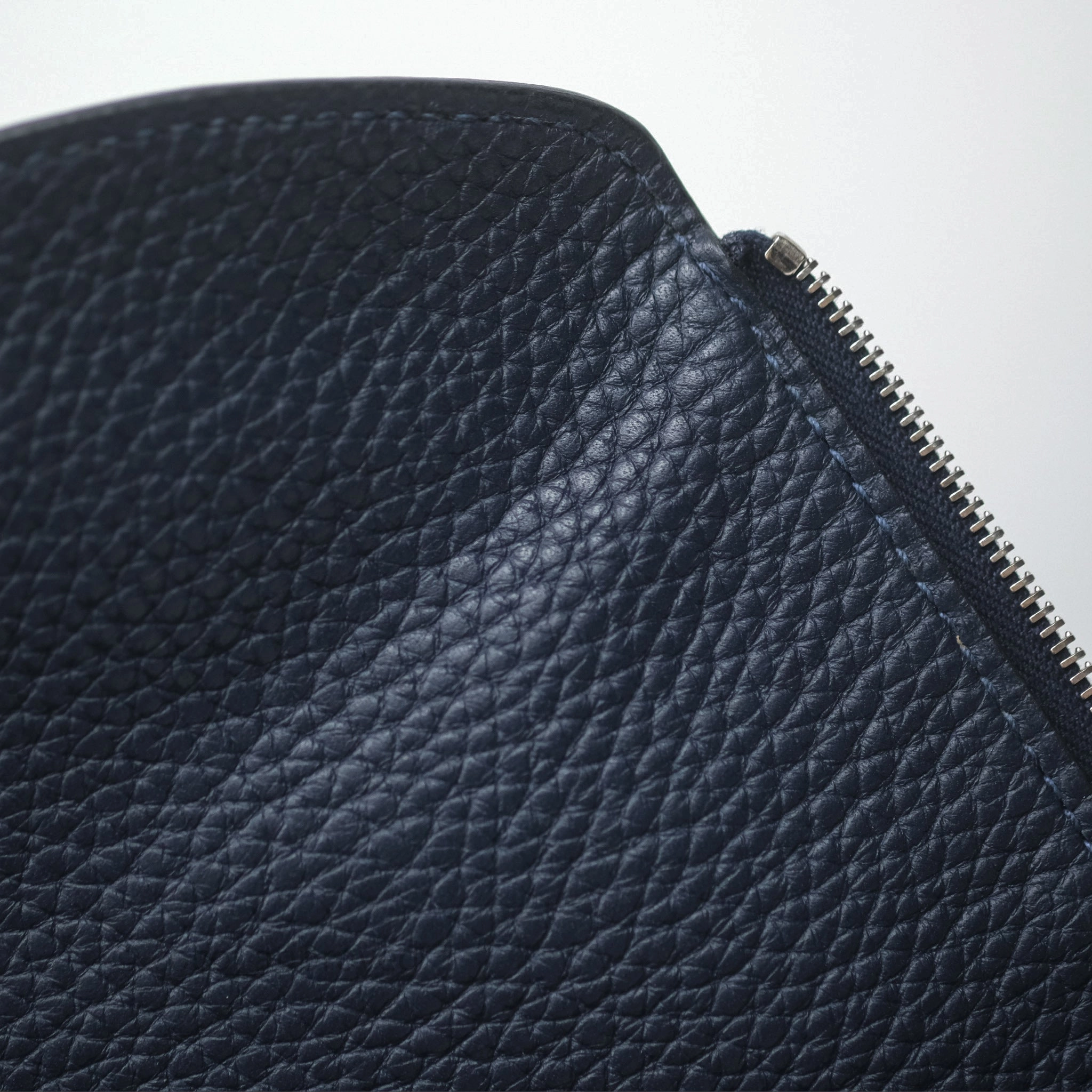 Herms Lindy 26 Bleu Nuit 2Z Clemence Palladium Hardware