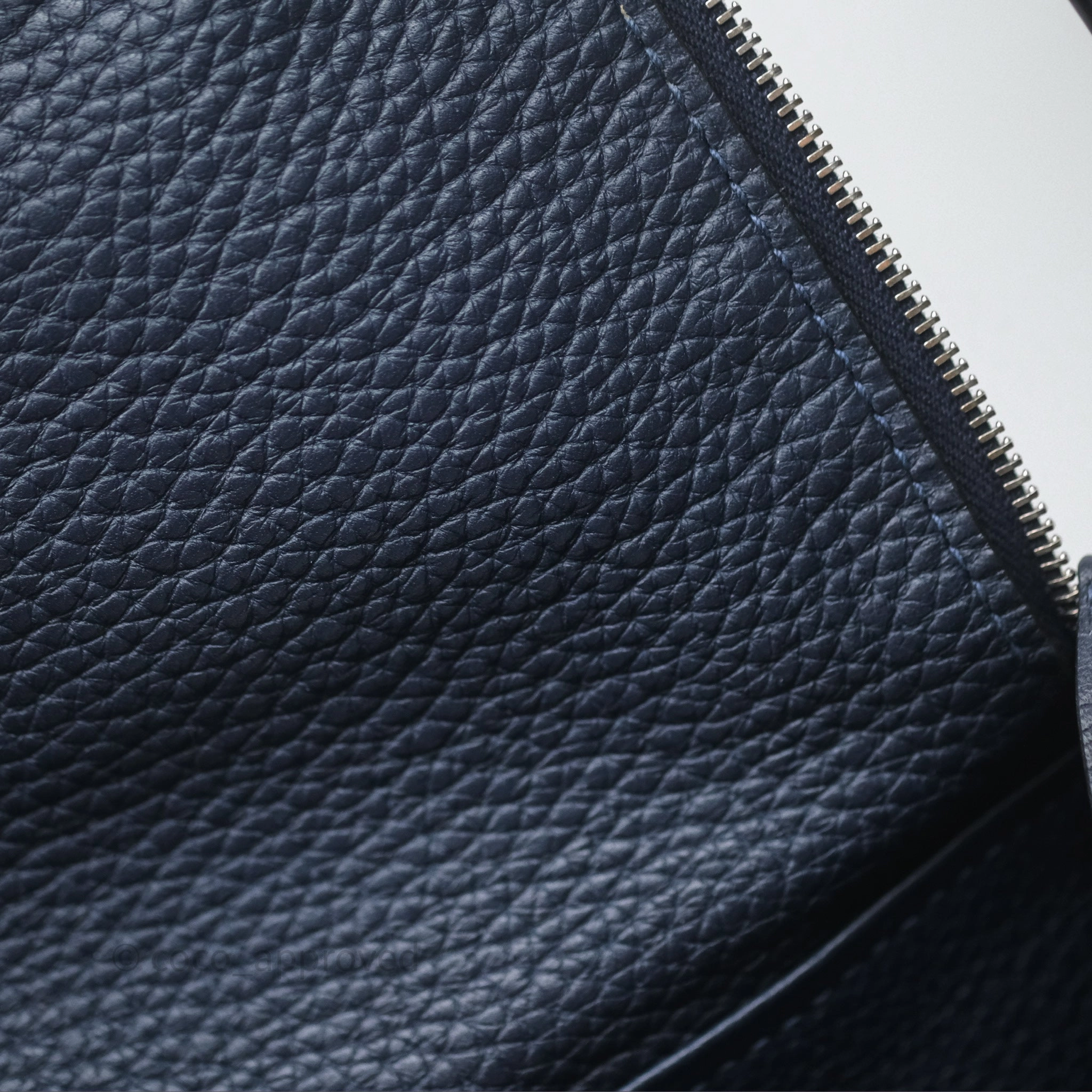 Herms Lindy 26 Bleu Nuit 2Z Clemence Palladium Hardware