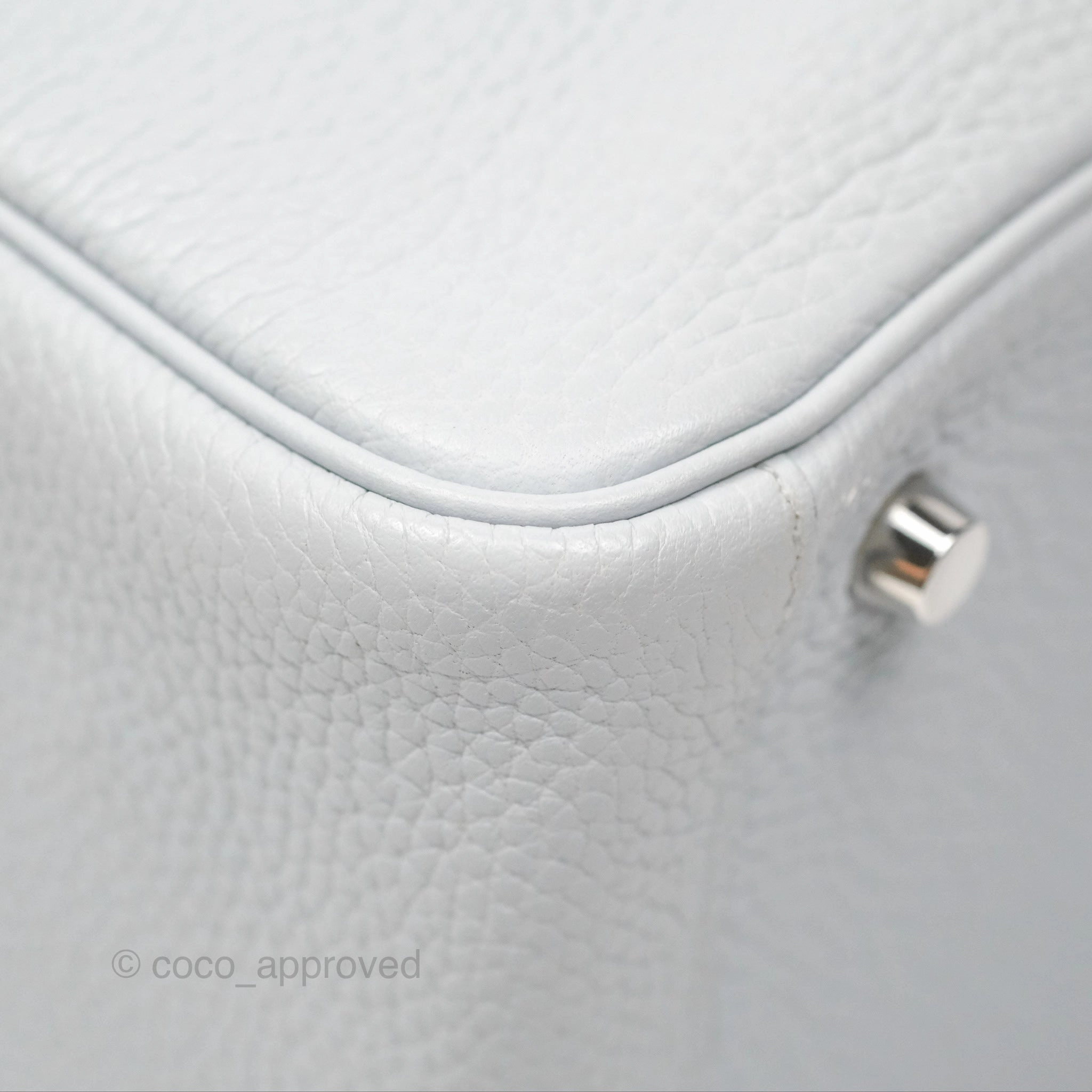 Herms Lindy 26 Blue Glacier 8U Taurillon Clemence Palladium Hardware