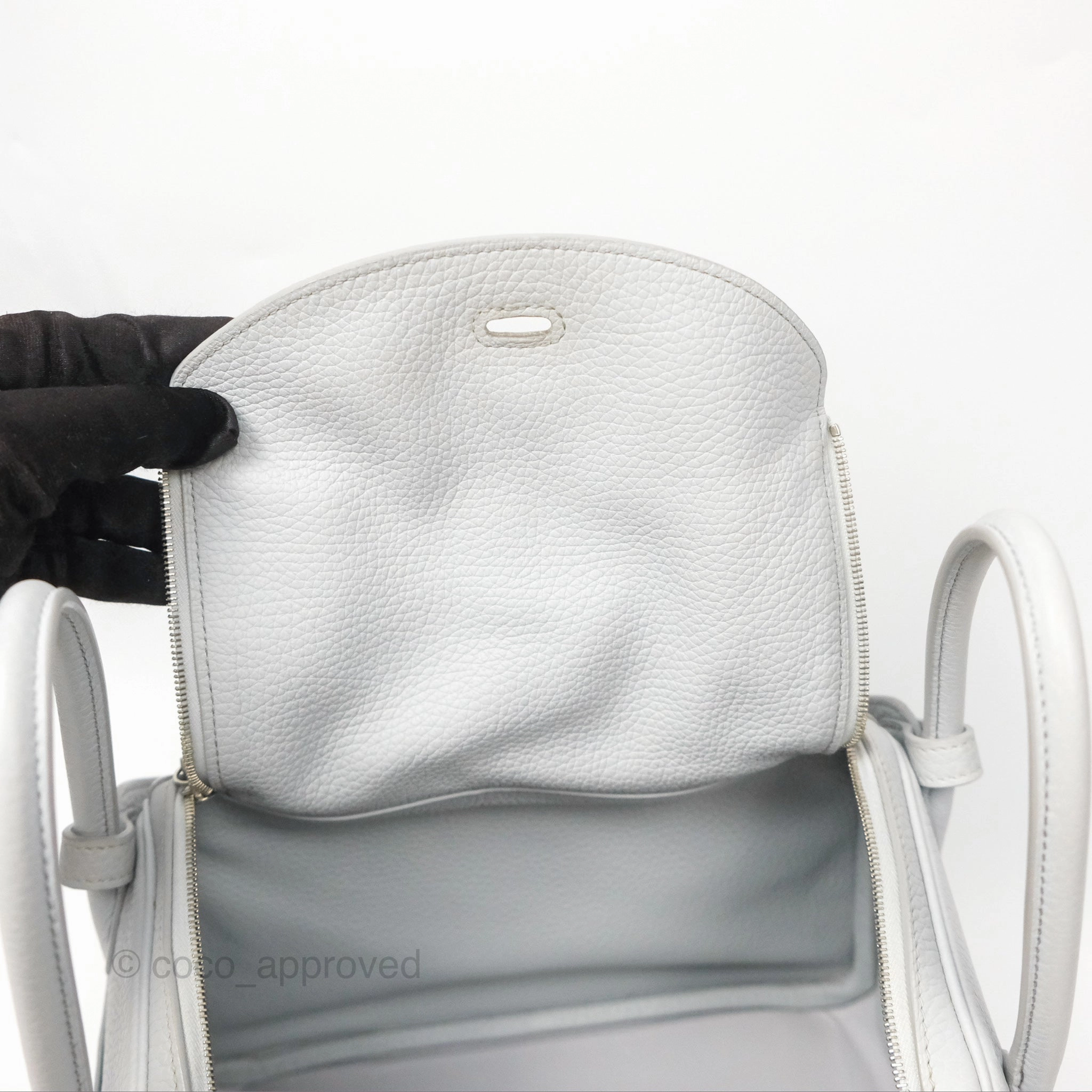Herms Lindy 26 Blue Glacier 8U Taurillon Clemence Palladium Hardware