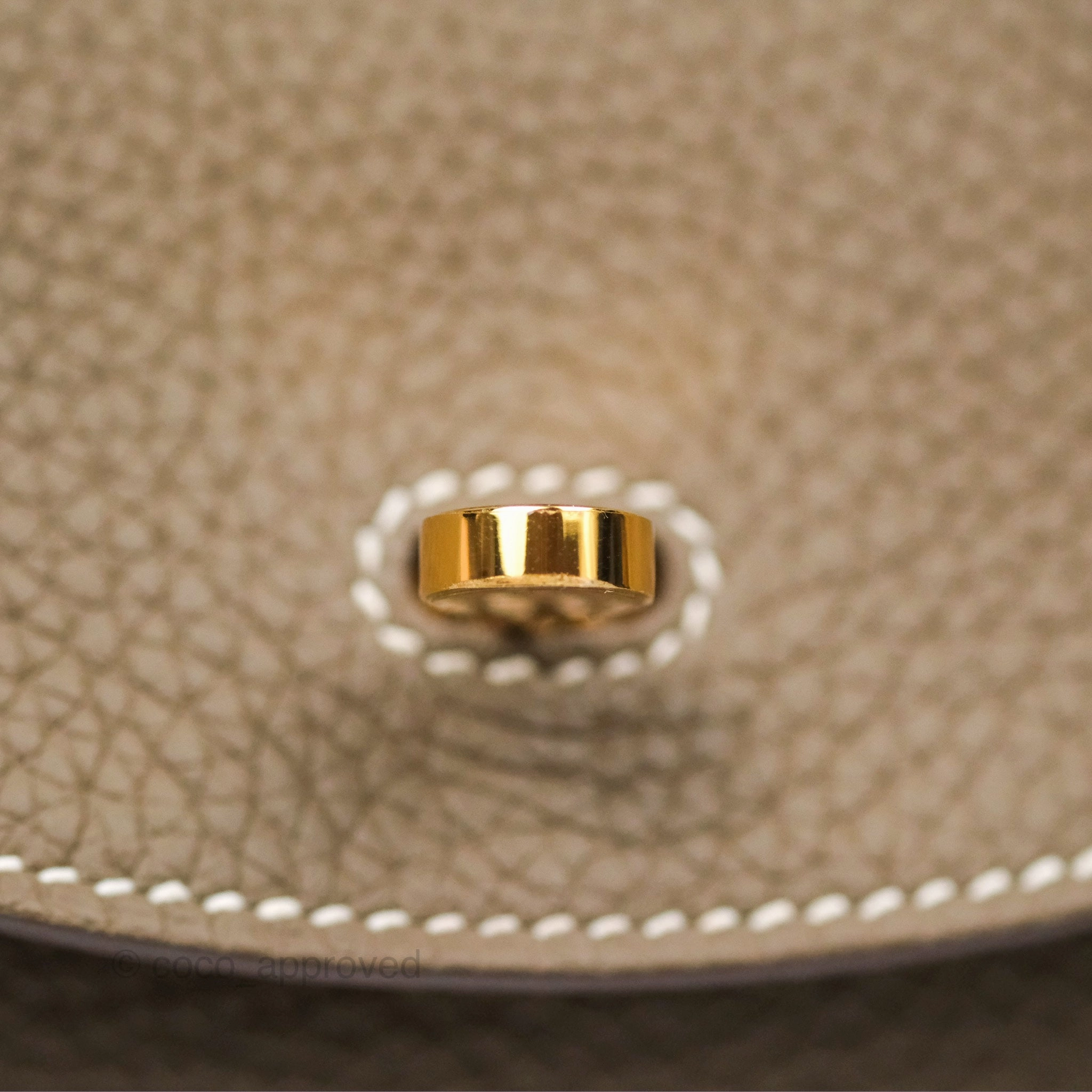 Herms Lindy 26 Etoupe Clemence Gold Hardware