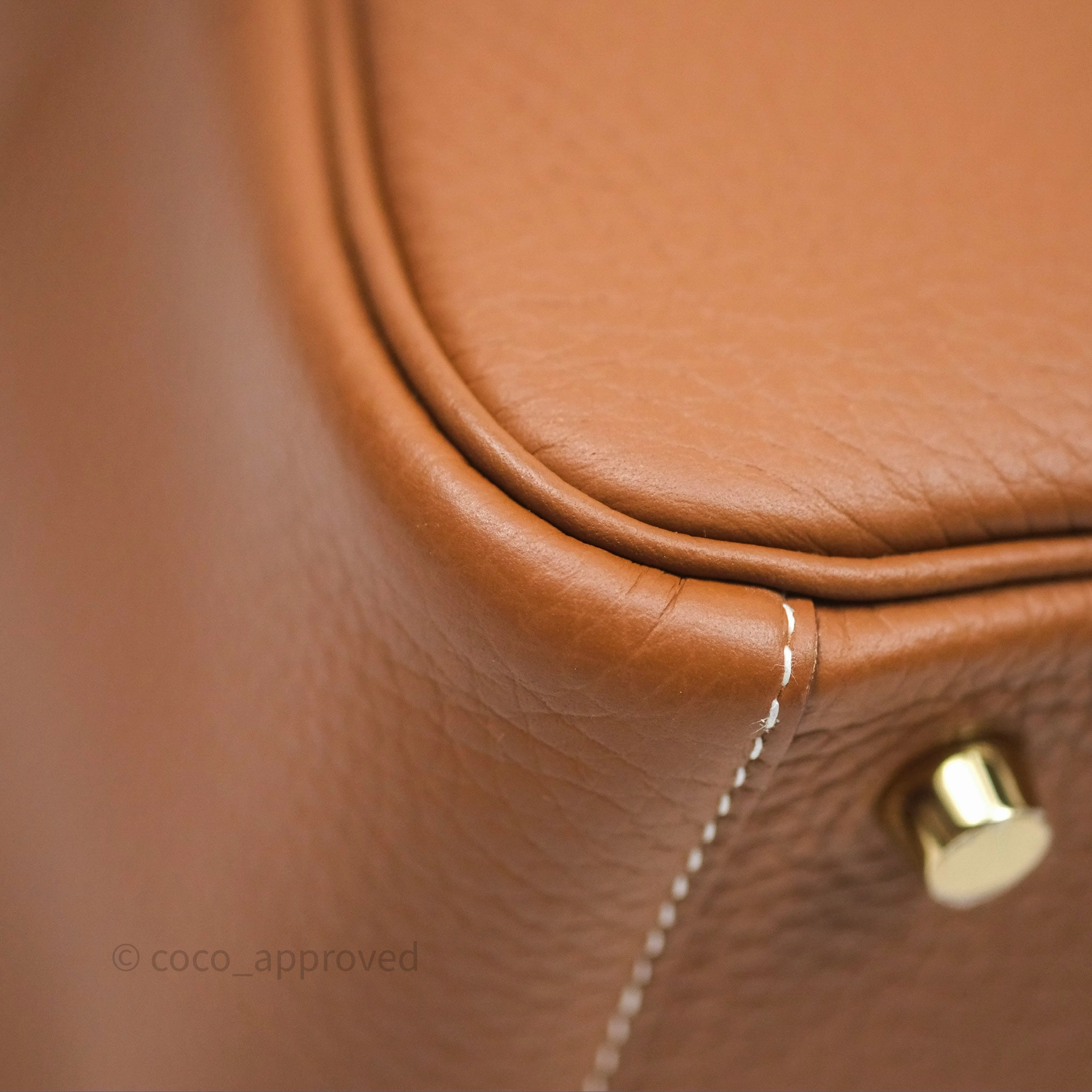 Herms Lindy 26 Gold 37 Clemence Gold Hardware