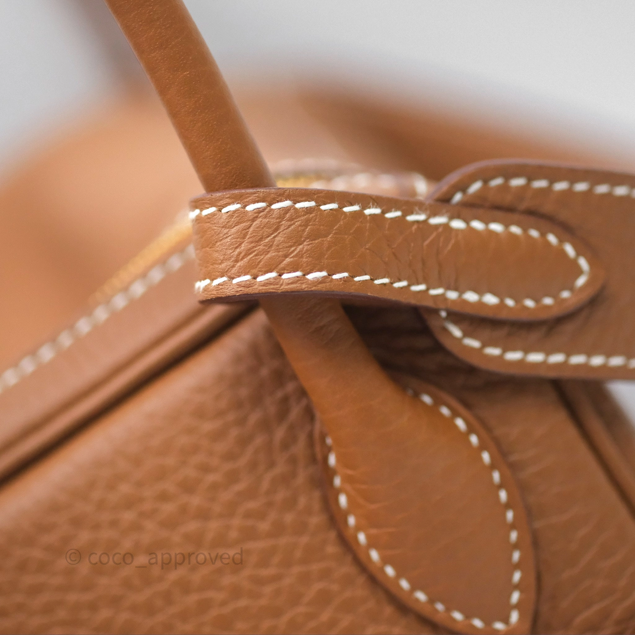 Herms Lindy 26 Gold 37 Clemence Gold Hardware