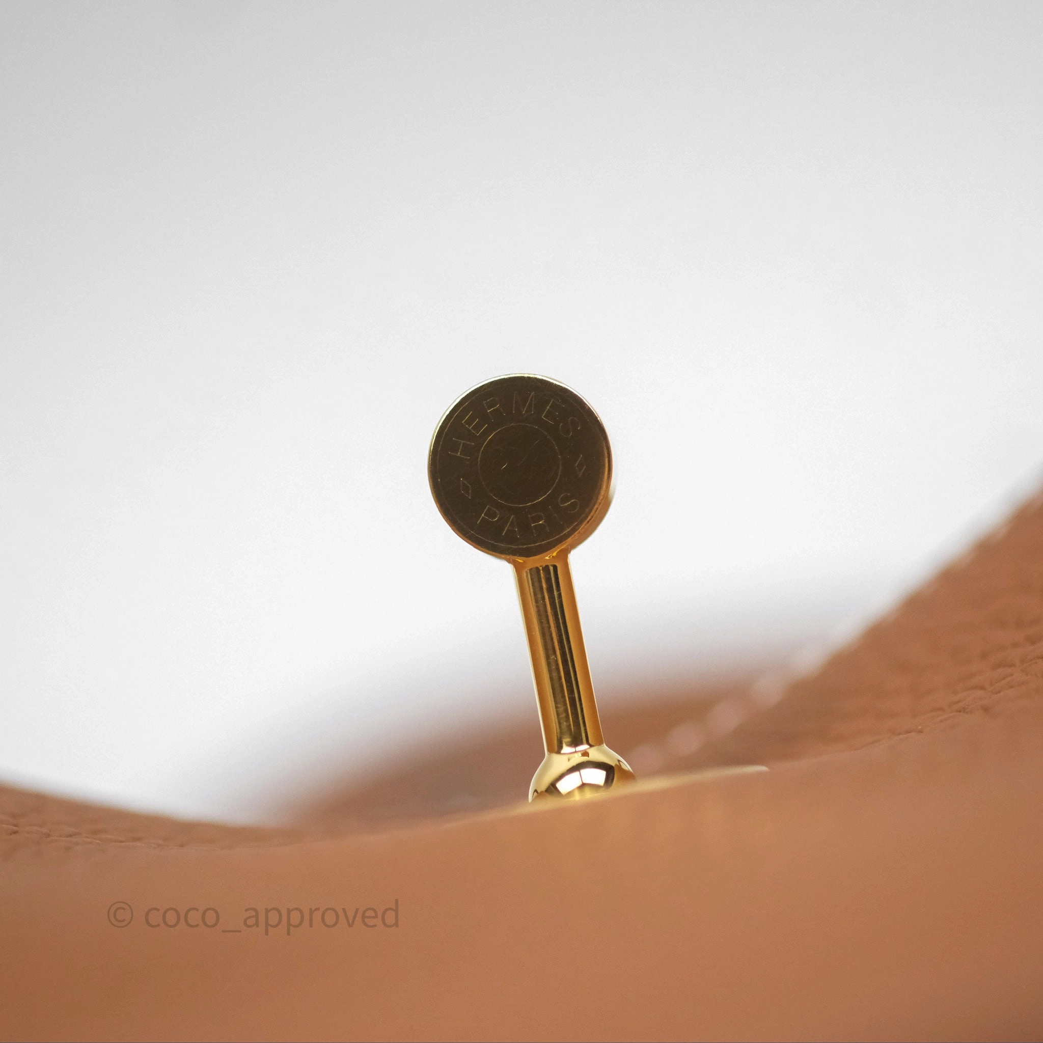 Herms Lindy 26 Gold 37 Clemence Gold Hardware