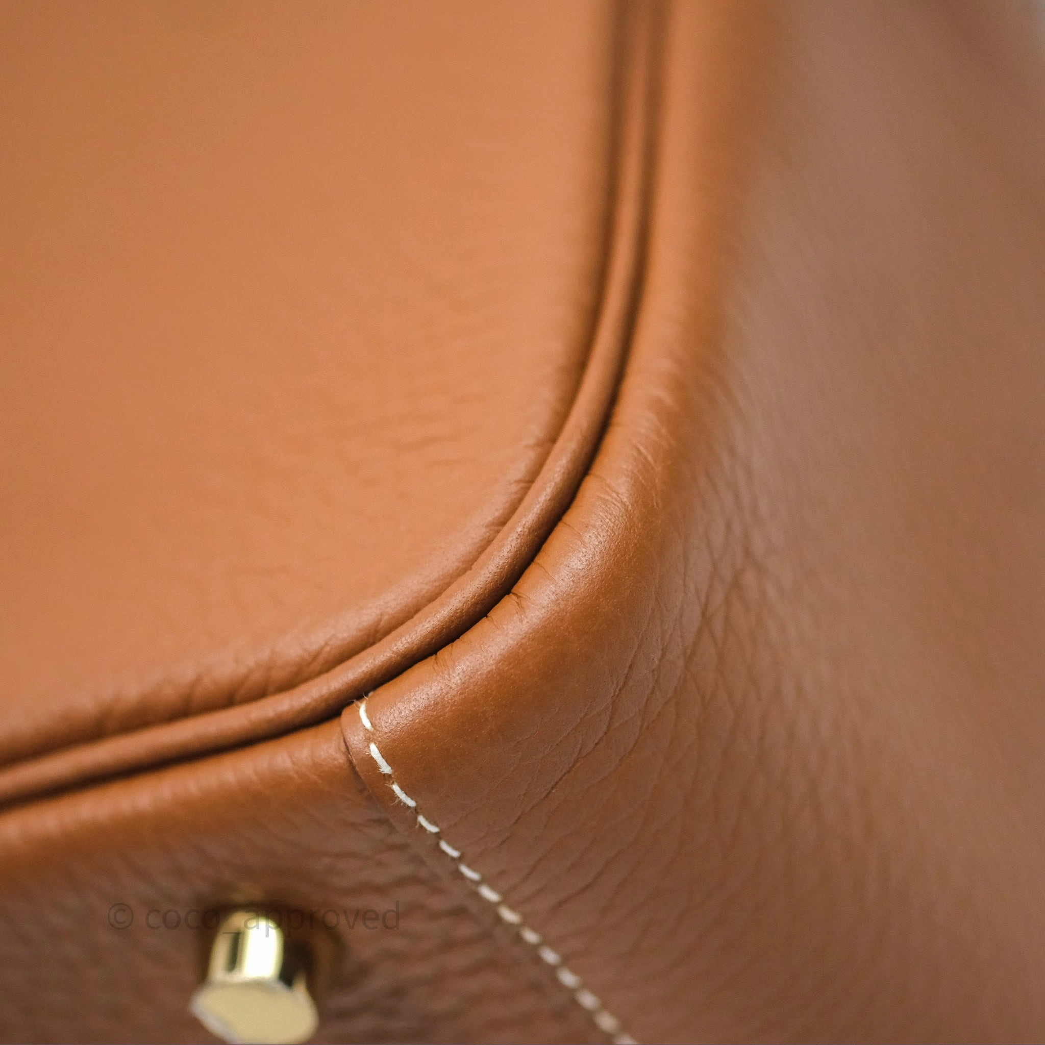 Herms Lindy 26 Gold 37 Clemence Gold Hardware