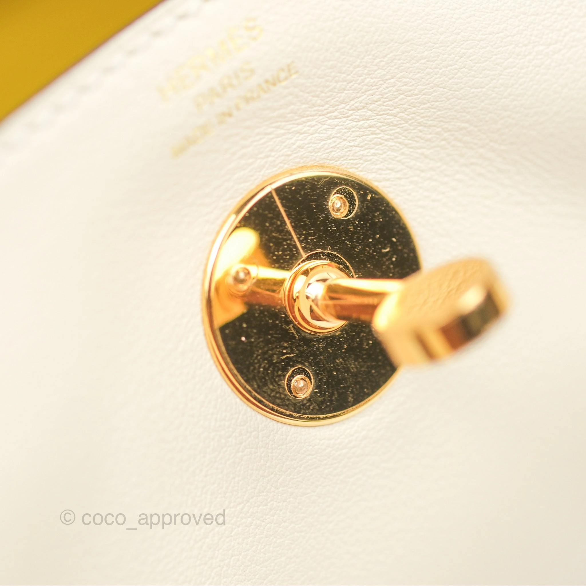 Herms Lindy 26 Nata/Lime Swift Gold Hardware